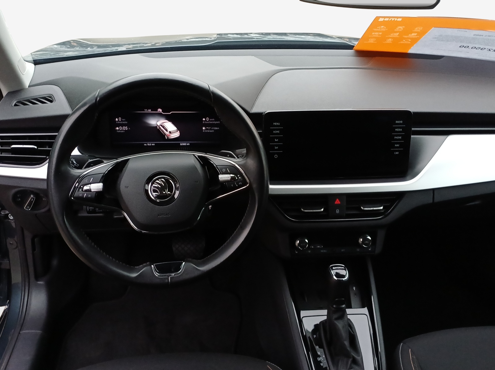 SKODA Kamiq 1.0 TSI Drive 125 DSG-image-10