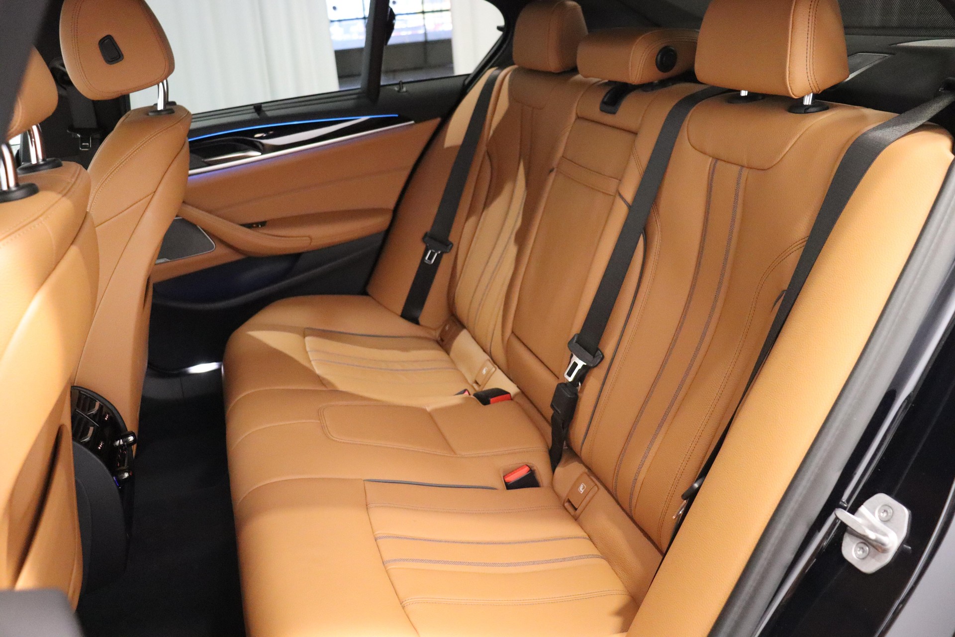 BMW 545e xDrive SAG-image-10