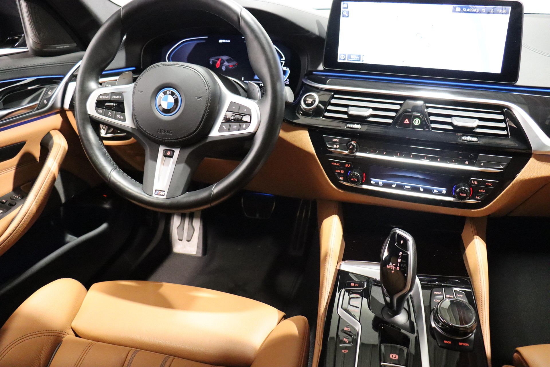 BMW 545e xDrive SAG-image-8