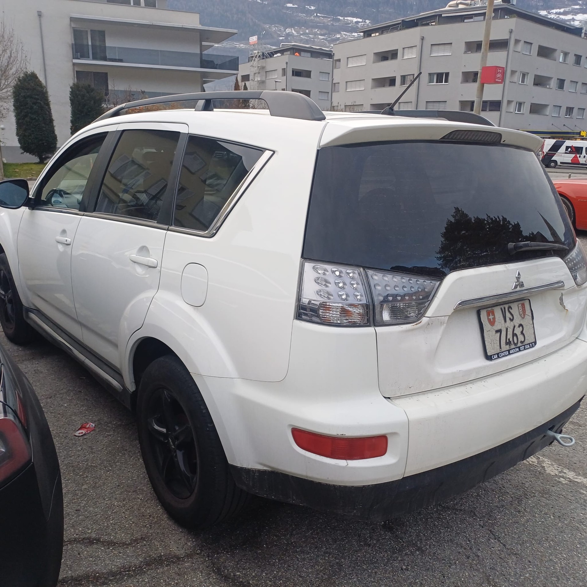 MITSUBISHI Outlander 2.2 DID Invite 4WD TC-SST-image-2