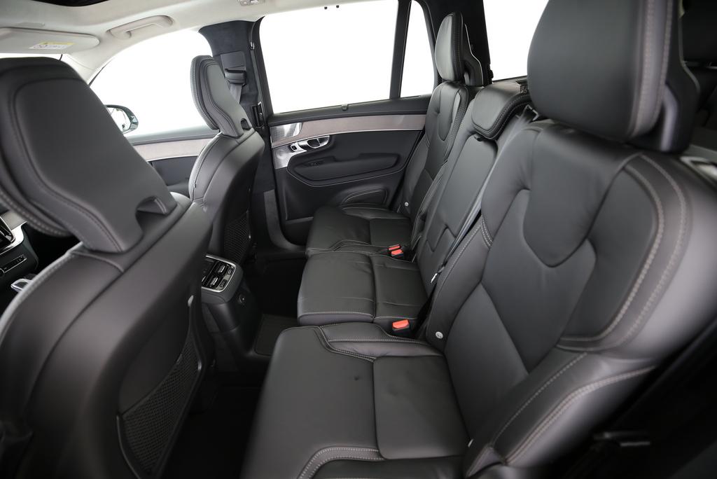 VOLVO XC90 2.0 T8 TE Ultra Dark eAWD-image-6