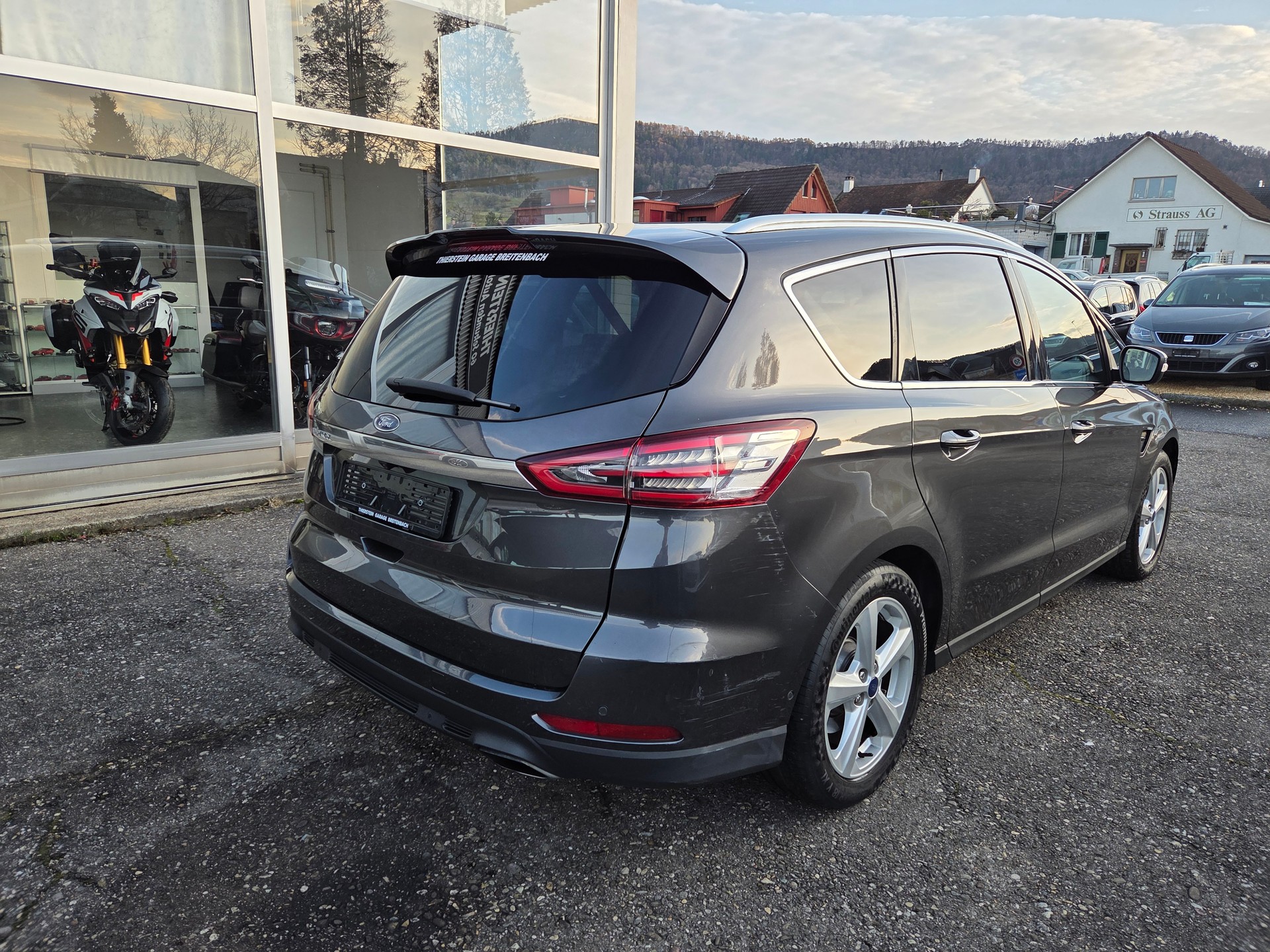 FORD S-Max 2.0 SCTi Titanium Automat-image-8