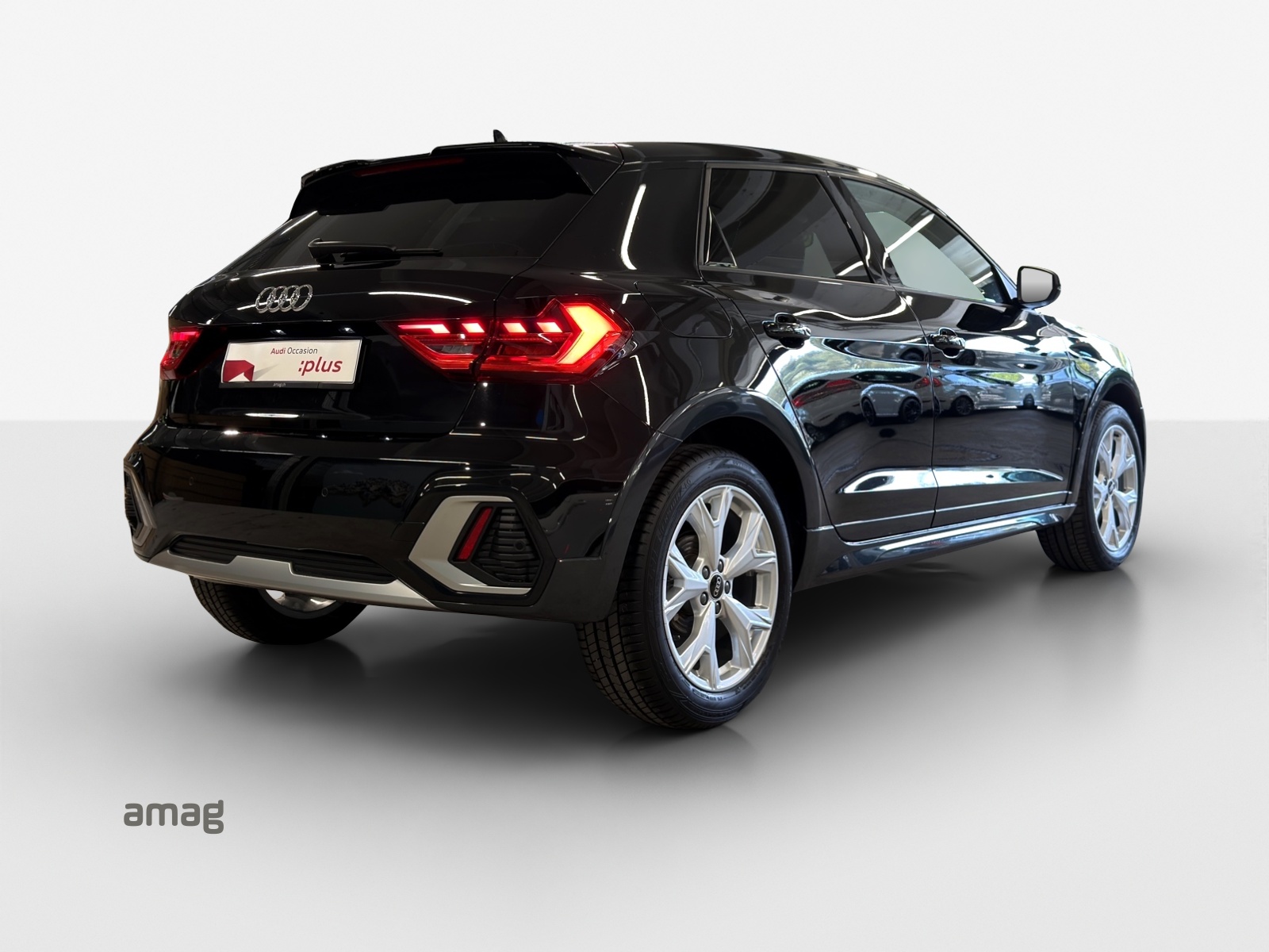 AUDI A1 allstreet 35 TFSI S-tronic-image-4