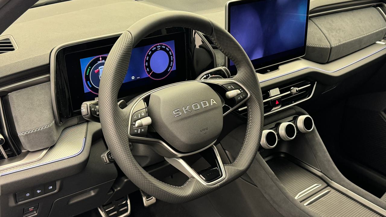 SKODA Kodiaq 1.5 TSI PHEV Sportline-image-6
