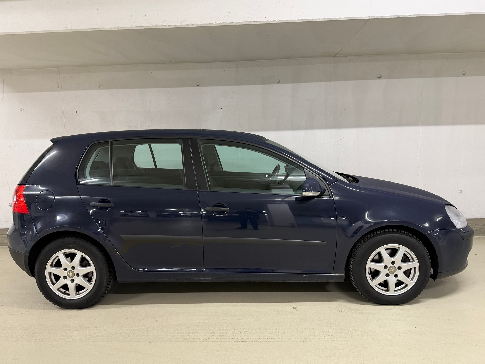 VW Golf 1.9 TDI Comfortline-image-3