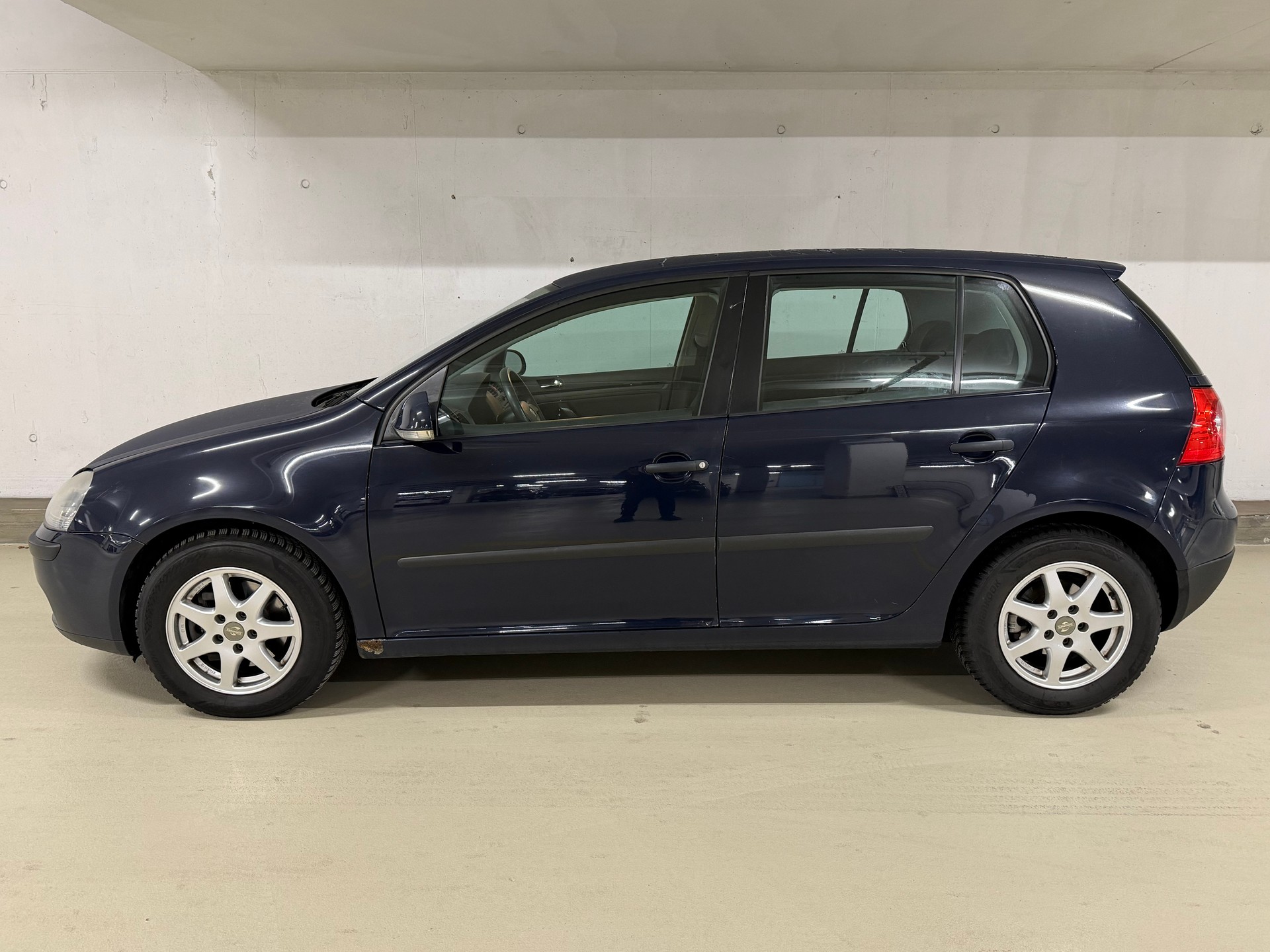 VW Golf 1.9 TDI Comfortline-image-7