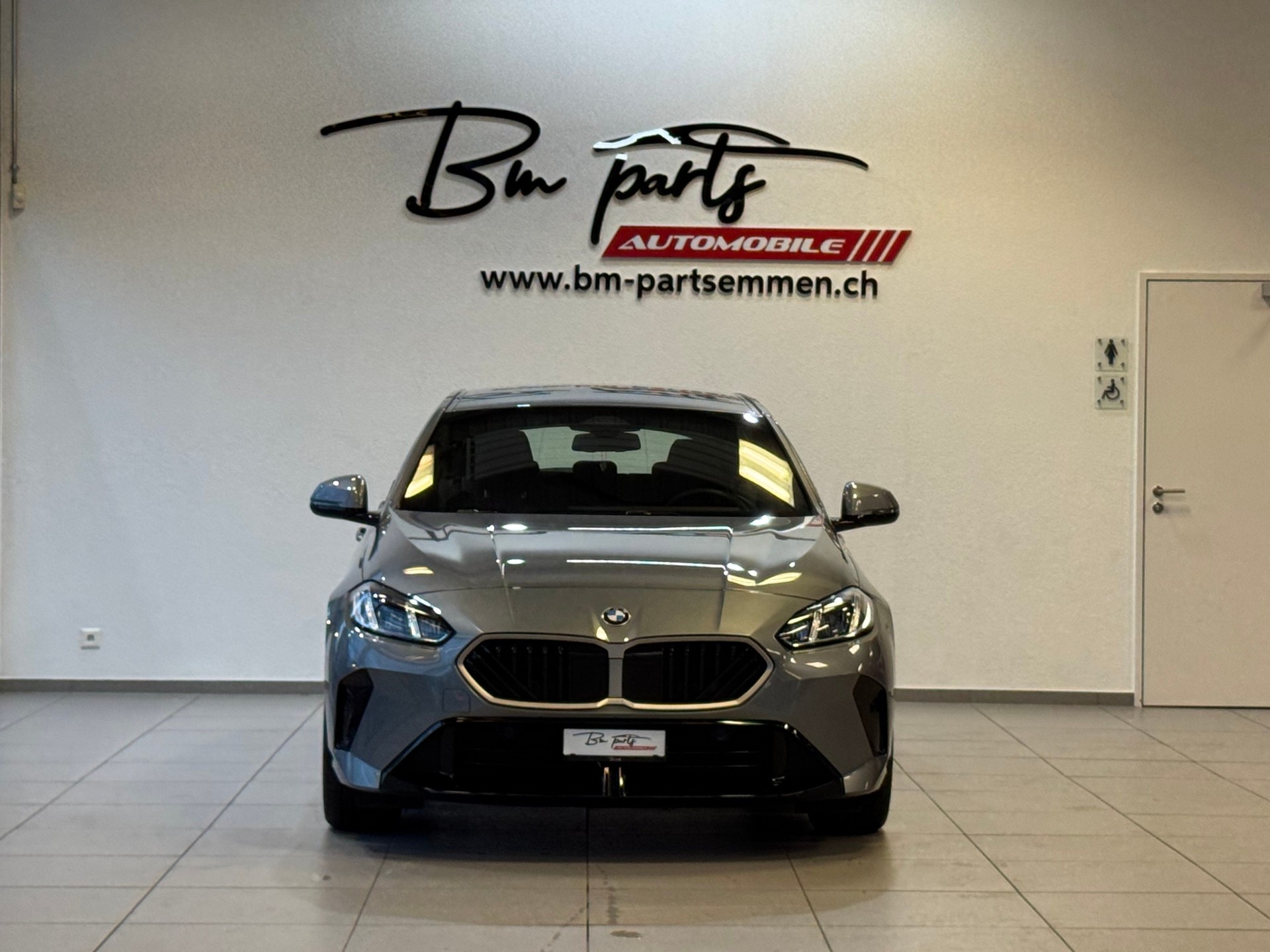 BMW 120 M Sport Steptronic-image-7