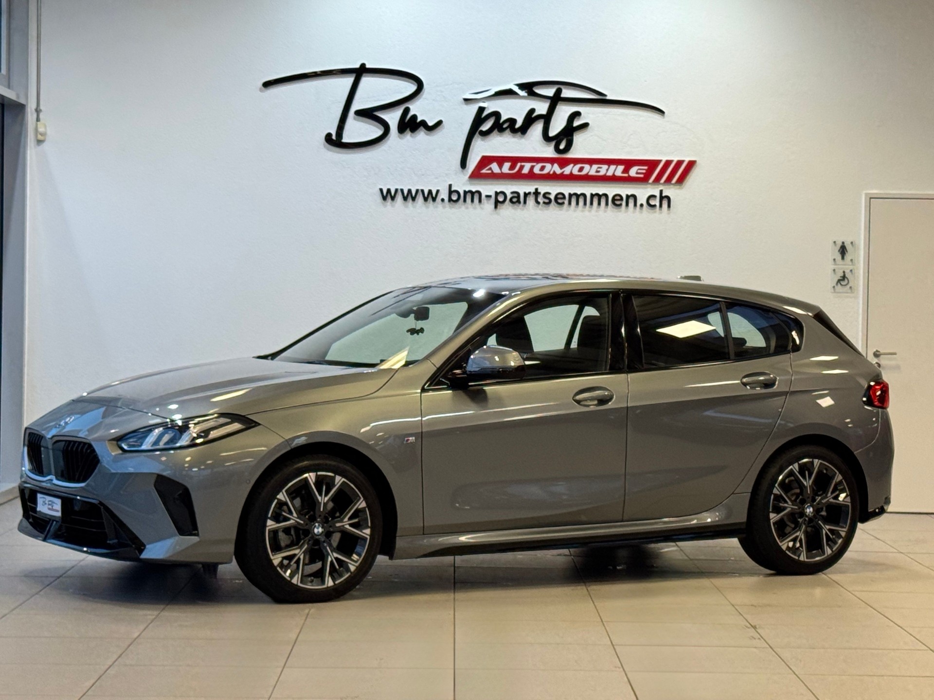 BMW 120 M Sport Steptronic-image-1