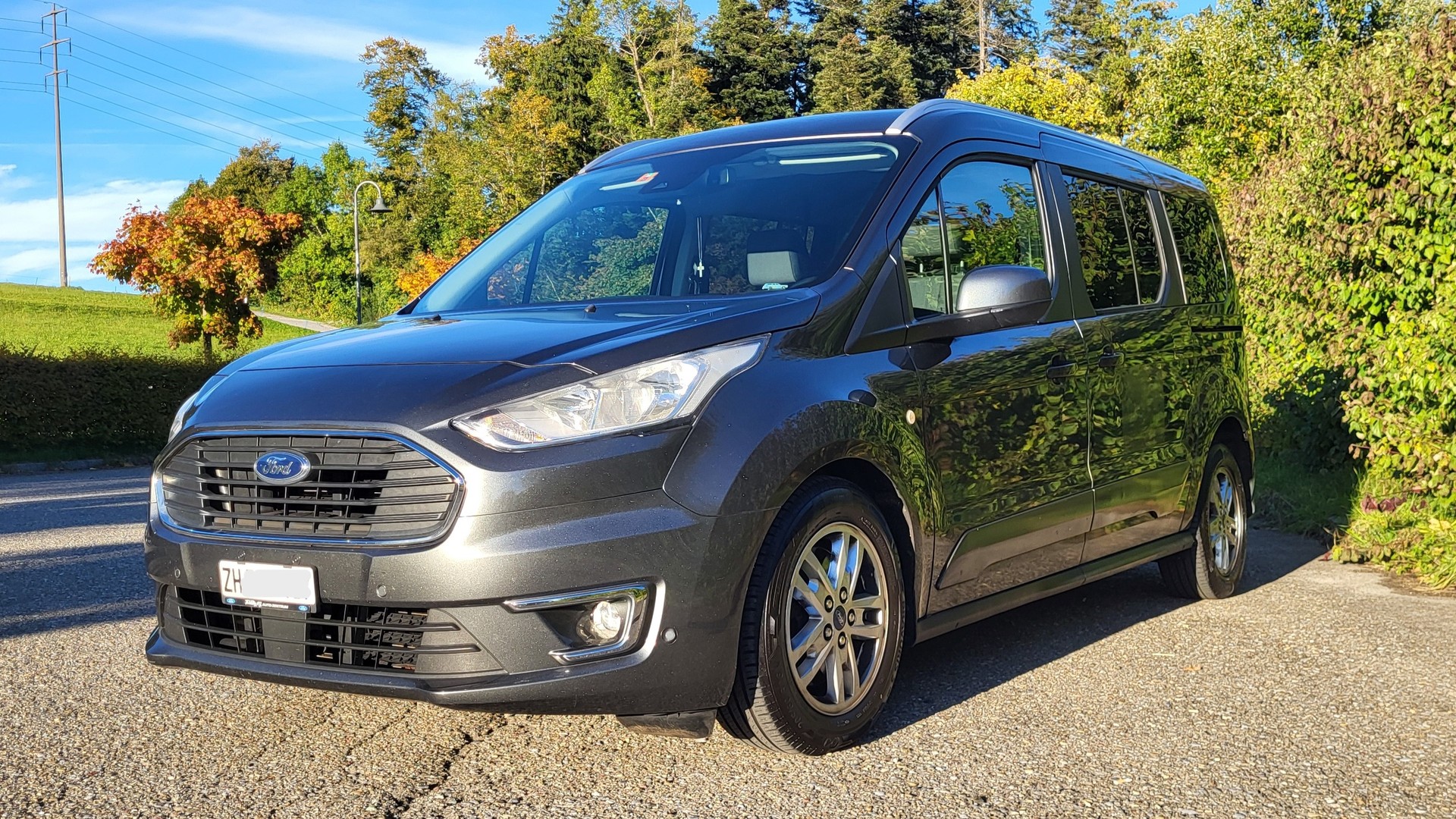 FORD Grand Tourneo Connect 1.5 EcoBlue Titanium Automat-image-0