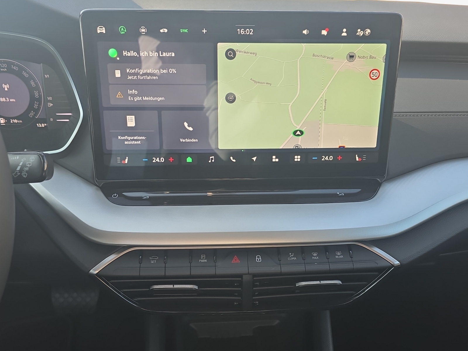SKODA Octavia Combi 2.0 TSI DSG Selection 4x4-image-10
