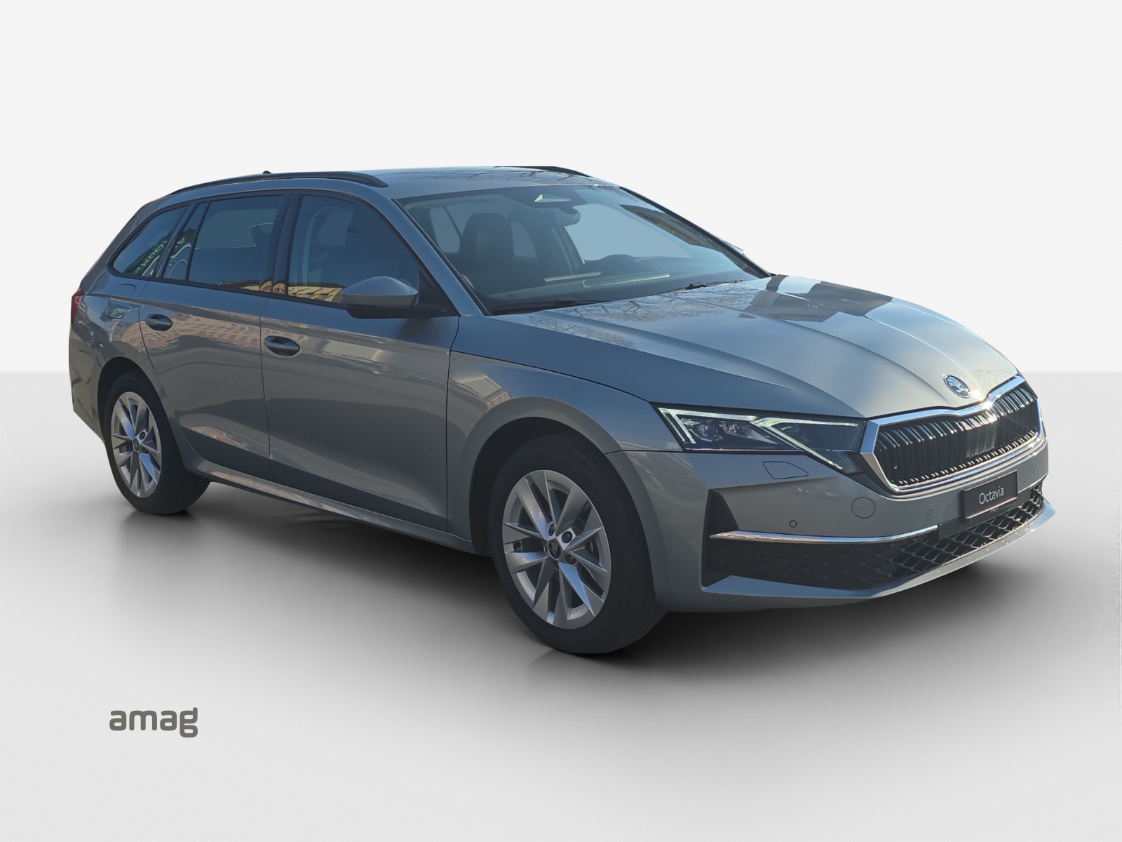SKODA Octavia Combi 2.0 TSI DSG Selection 4x4-image-5