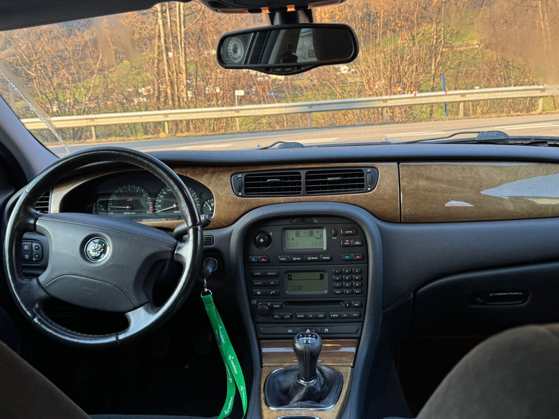 JAGUAR S-Type 2.5 V6 Executive-image-13