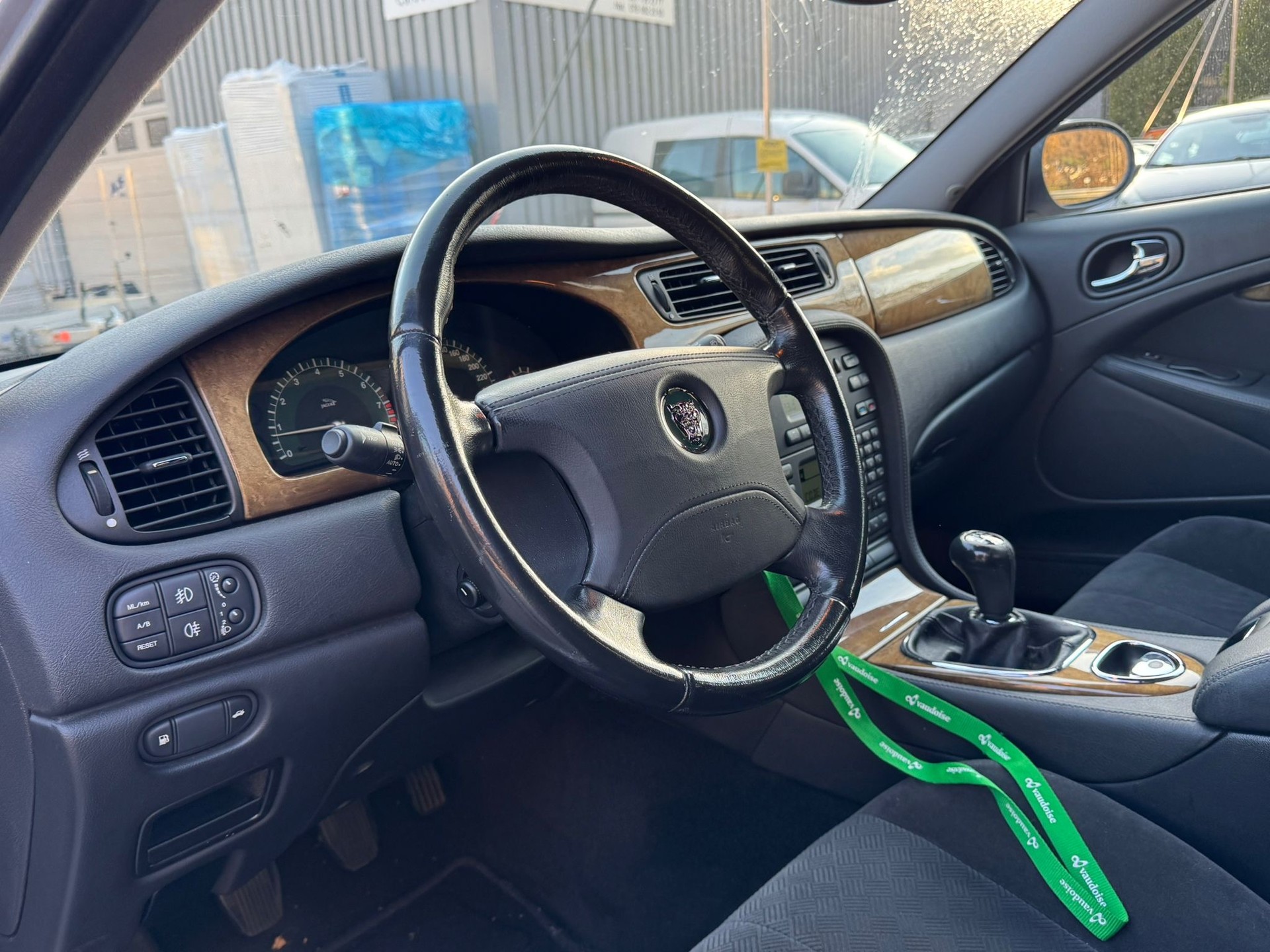 JAGUAR S-Type 2.5 V6 Executive-image-9