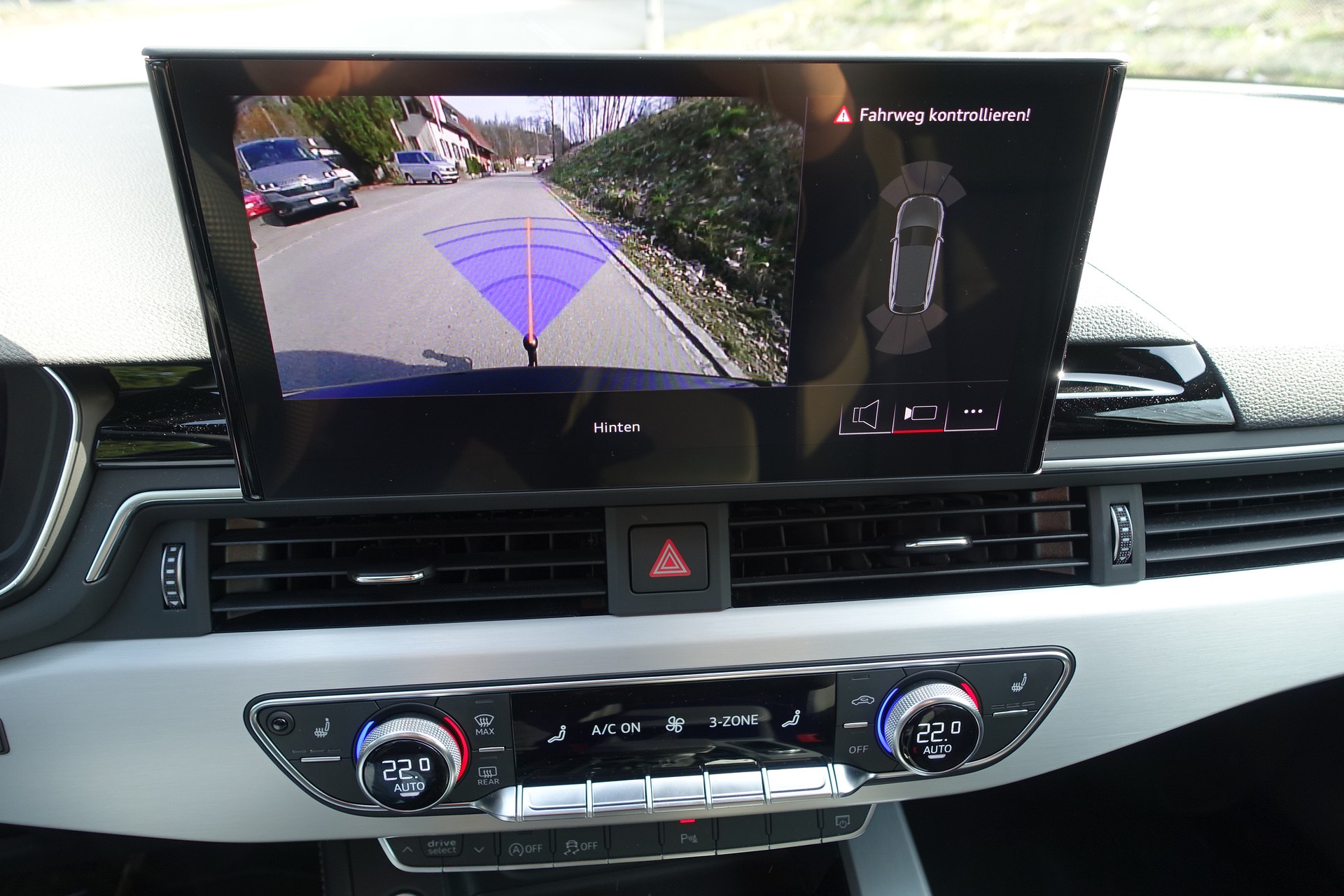 AUDI AUDI A4 Avant Competition Edition plus 40 TFSI 2x S line S-tronic quattro-image-9
