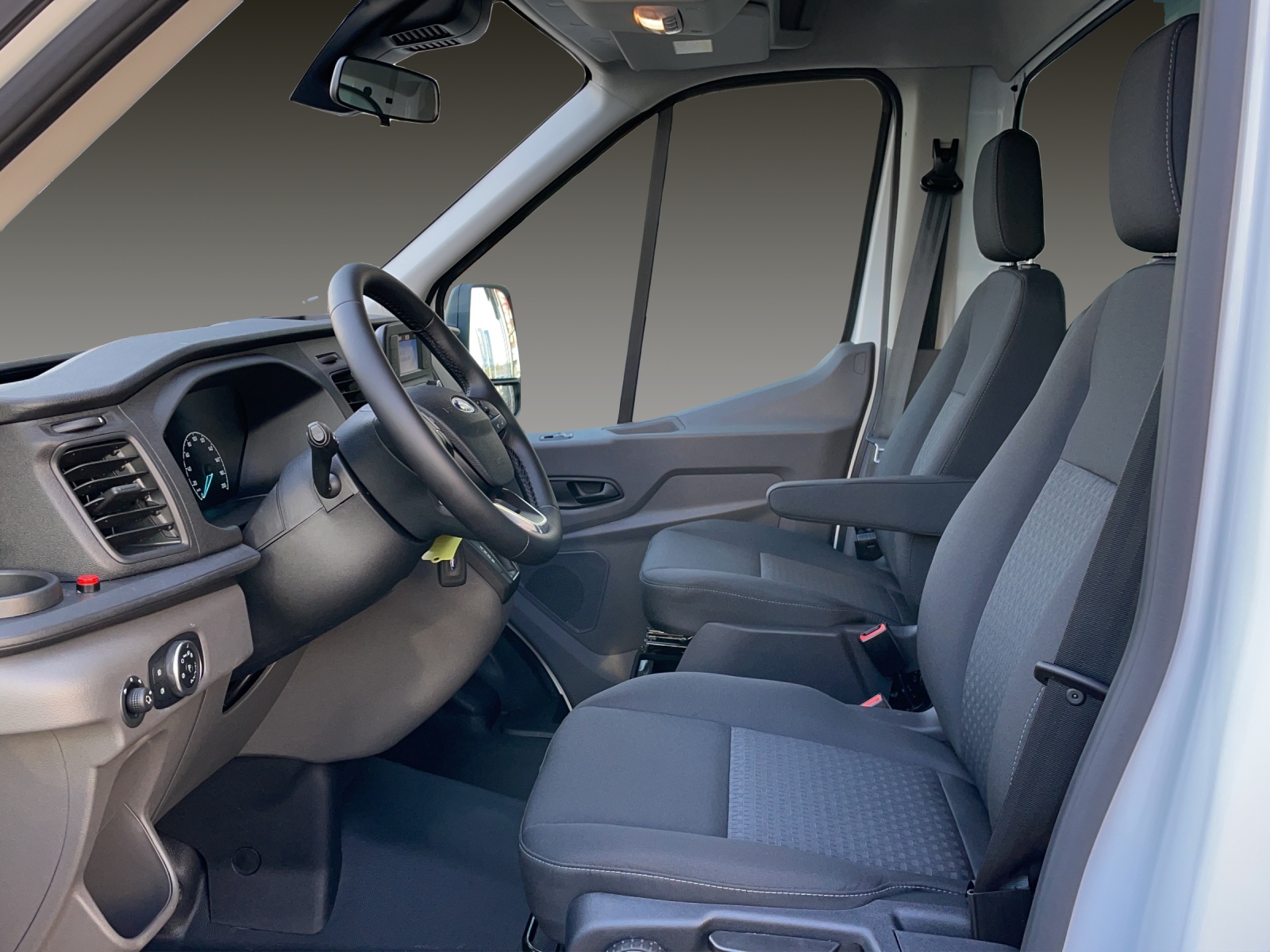 FORD Transit 350 L4 Trend 2.0 TDCi 170 FWD A HD-image-4