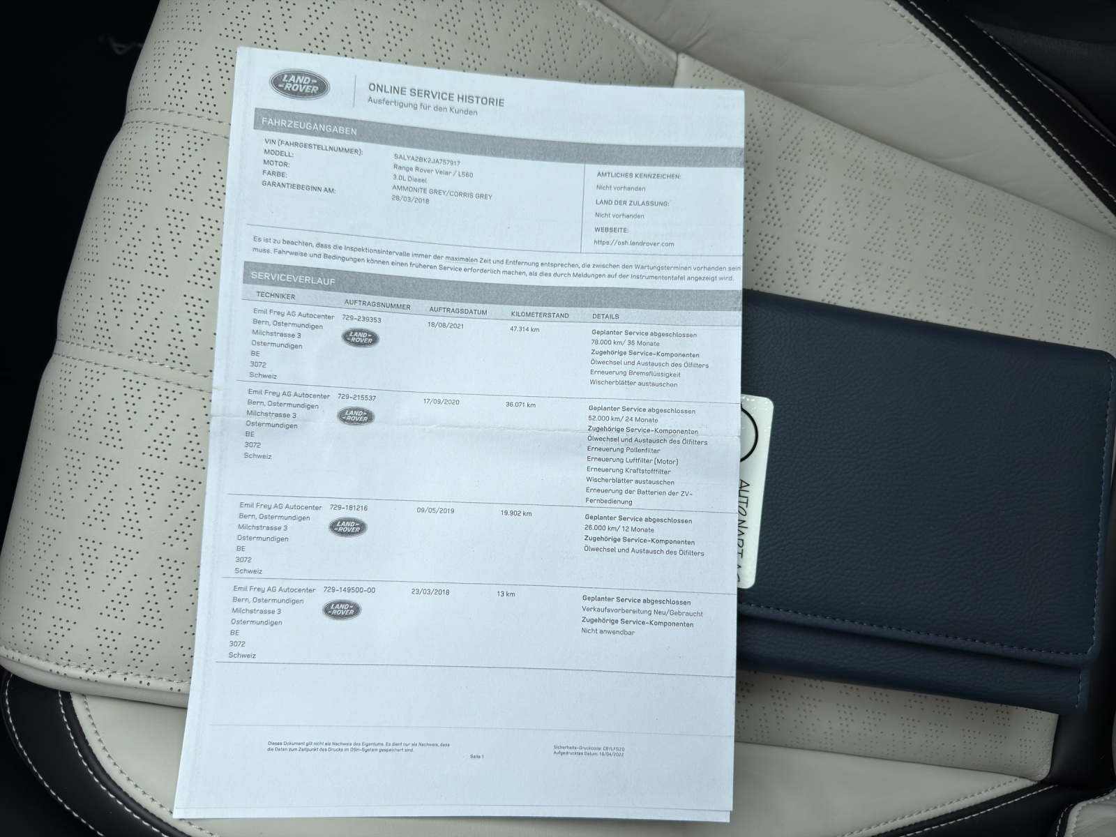 LAND ROVER Range Rover Velar R-Dynamic D 300 Automatic-image-24