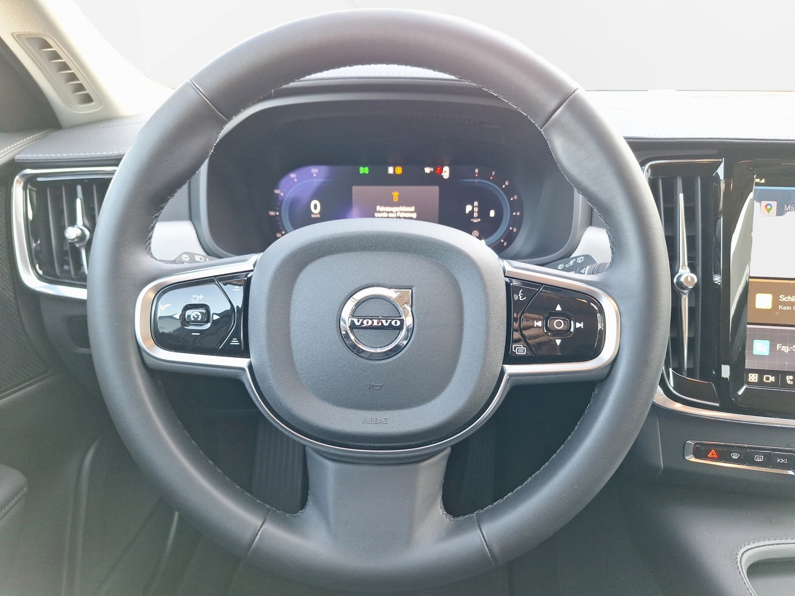 VOLVO V90 Cross Country 2.0 B5 Plus AWD-image-9
