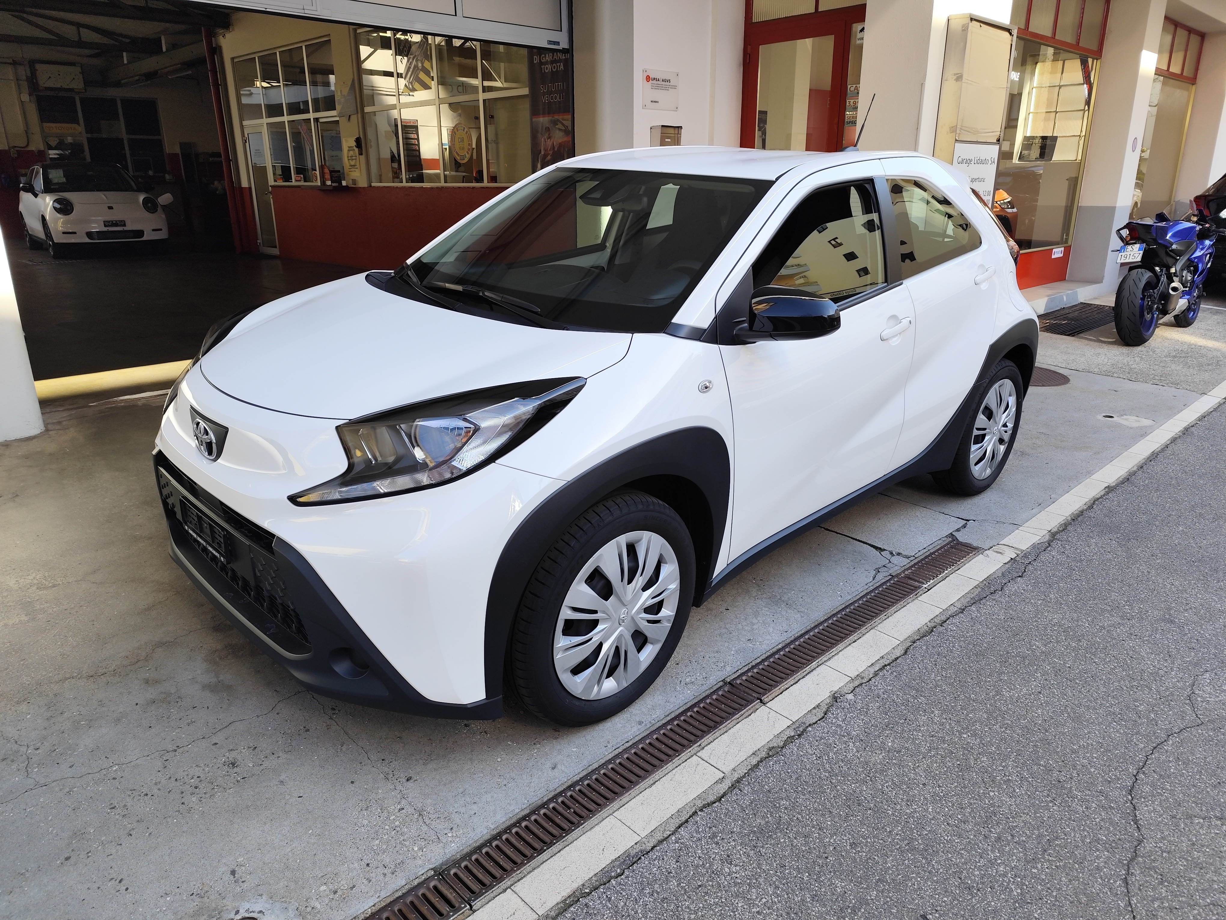 TOYOTA Aygo X 1.0 VVT-i Comfort (Kleinwagen)