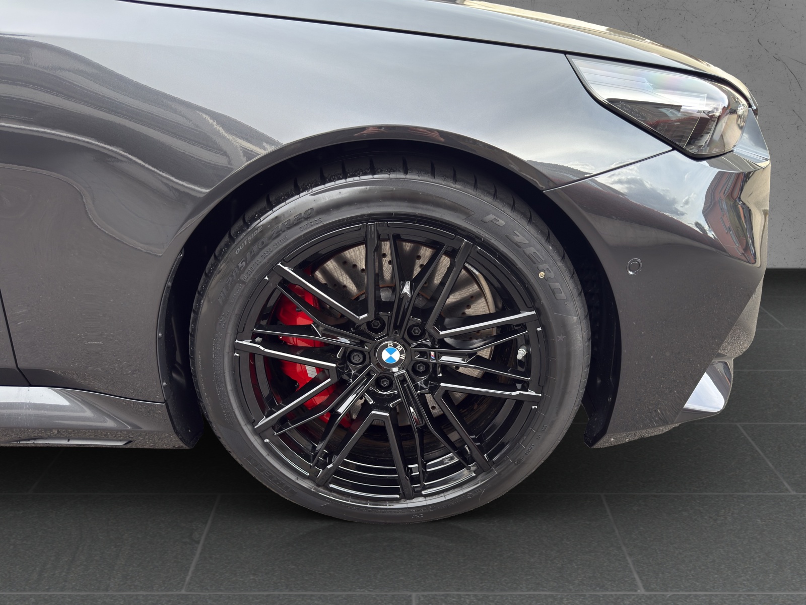BMW M5 xDrive Limousine-image-9