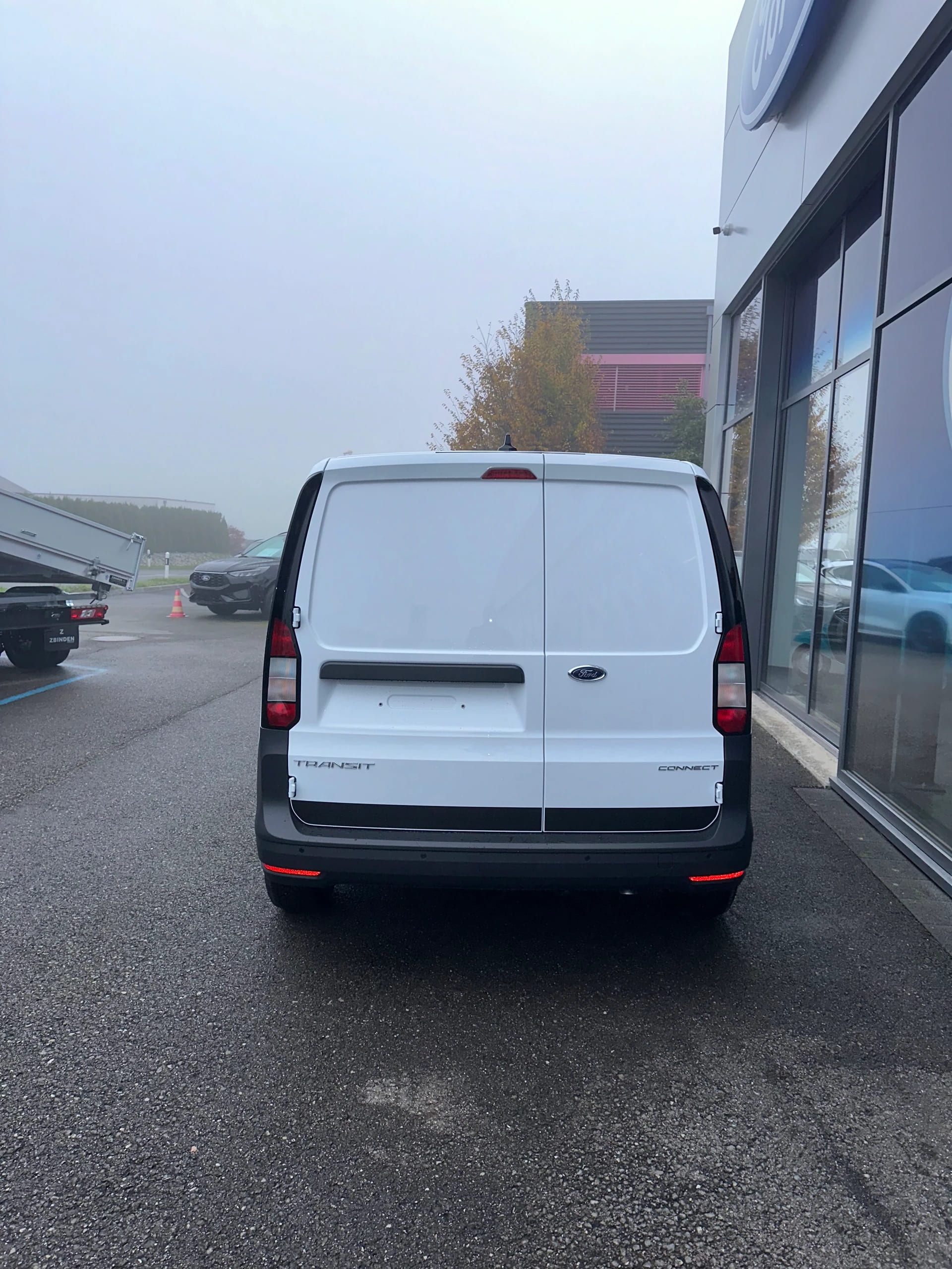 FORD Transit Connect fourg. 2.0 Eco Trend/L1/122CV/Aut.-image-4