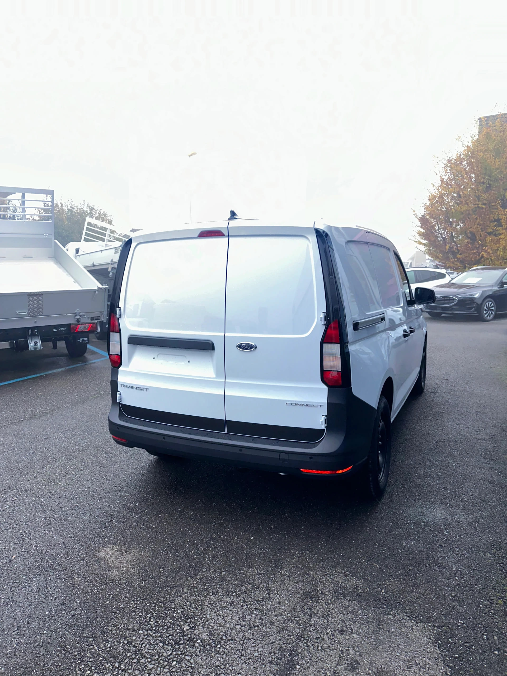 FORD Transit Connect fourg. 2.0 Eco Trend/L1/122CV/Aut.-image-6