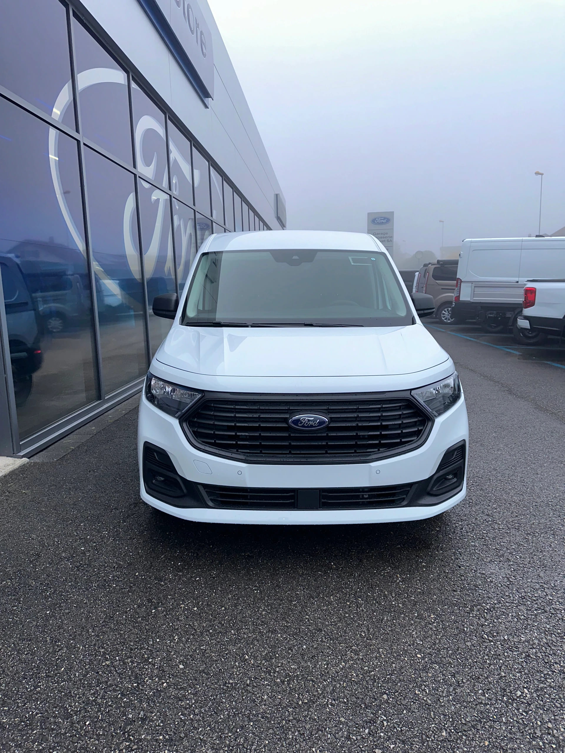FORD Transit Connect fourg. 2.0 Eco Trend/L1/122CV/Aut.-image-8