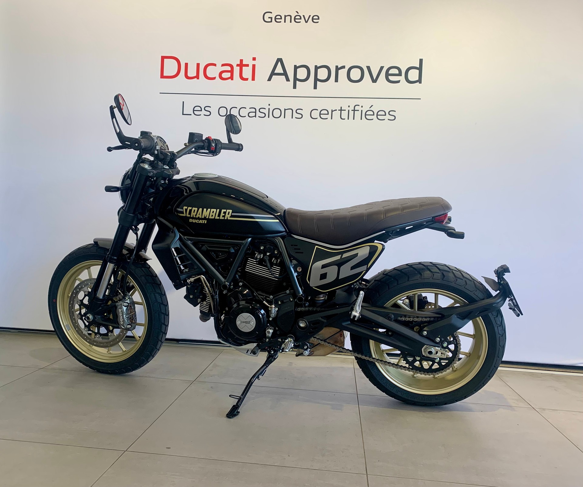DUCATI Scrambler 803 Full Throttle-showroom-element-1