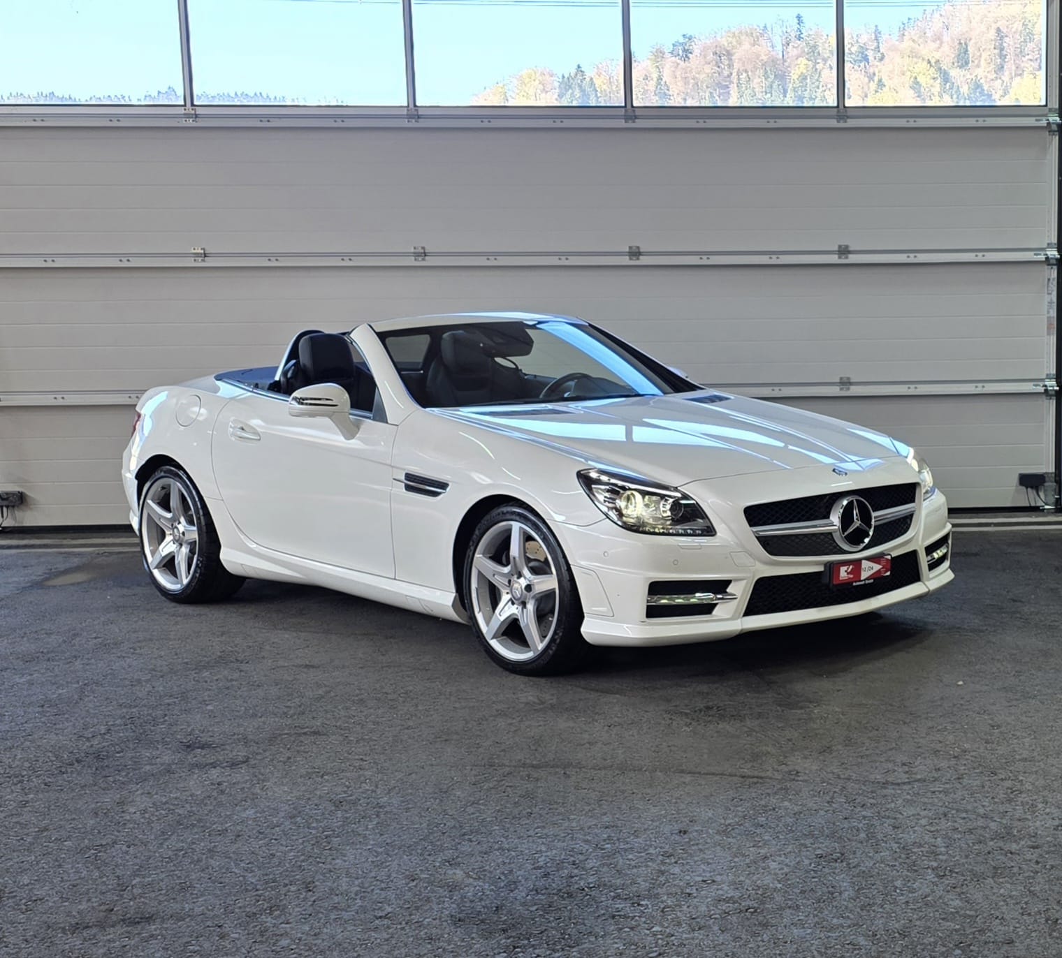 MERCEDES-BENZ SLK 200 Sport AMG Line 7G-Tronic *GlasHardTop mit Verdunkelungssystem*Sitz- und Nackenheizung*Navi*Bluetooth*Tempomat*-image-7