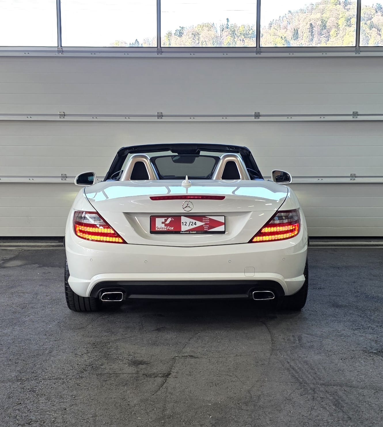 MERCEDES-BENZ SLK 200 Sport AMG Line 7G-Tronic *GlasHardTop mit Verdunkelungssystem*Sitz- und Nackenheizung*Navi*Bluetooth*Tempomat*-image-3