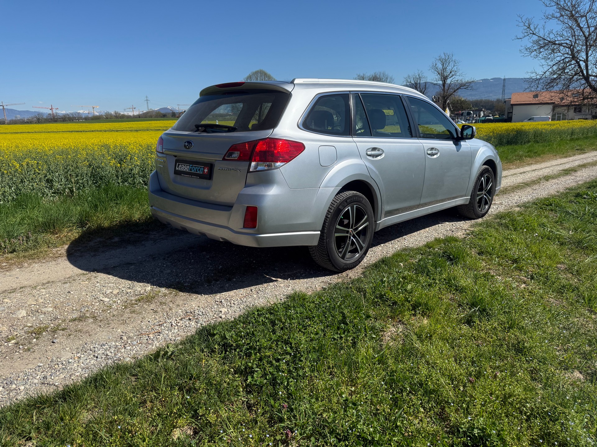 SUBARU Outback 2.5i Limited AWD Lineartronic-image-3