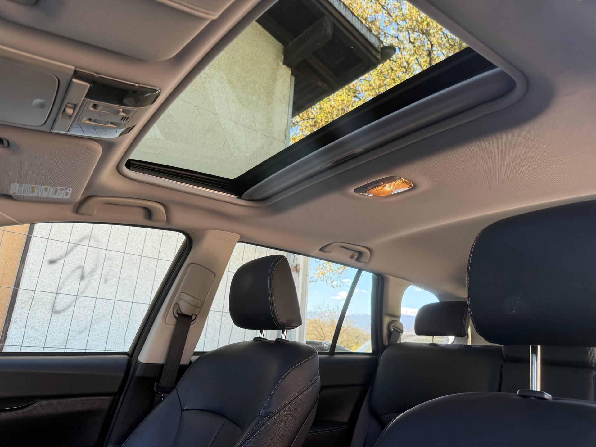 SUBARU Outback 2.5i Limited AWD Lineartronic-image-13