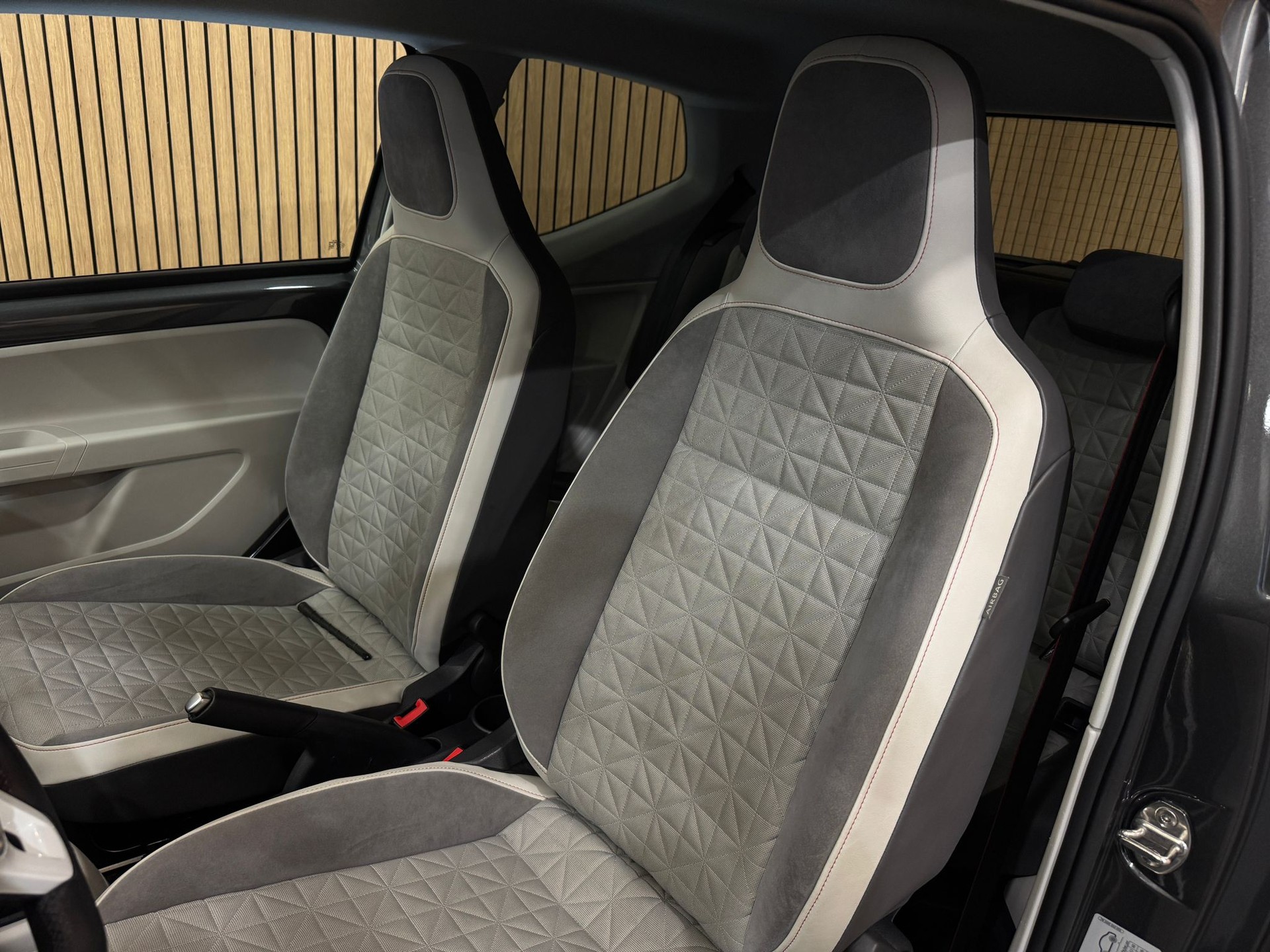 VW Up 1.0 MPI beats-image-14