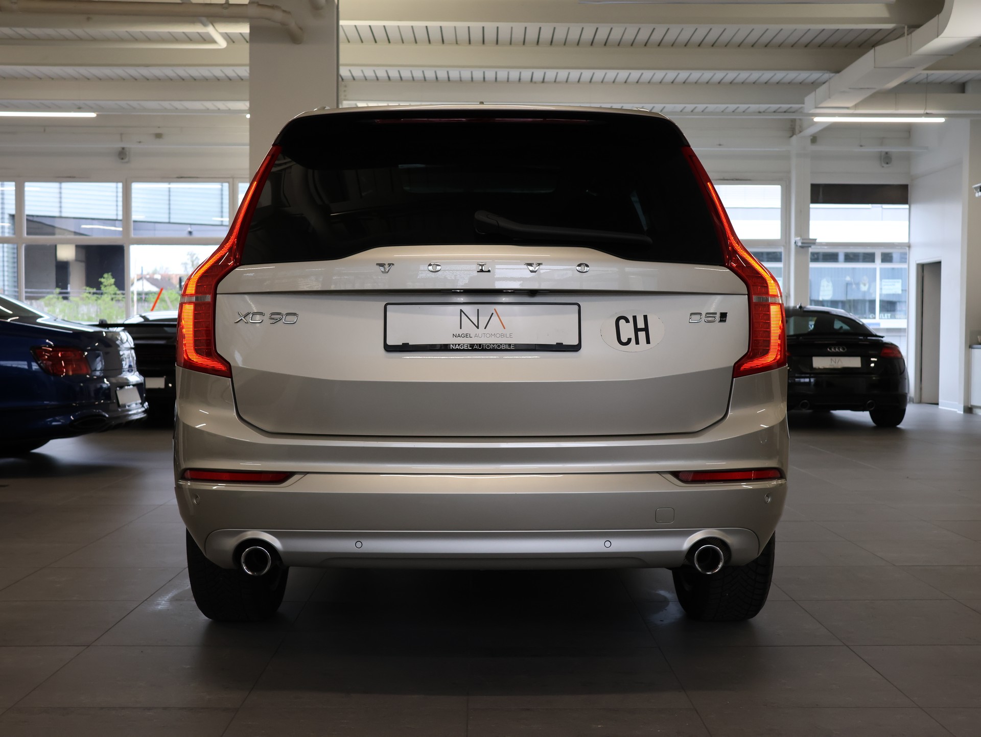 VOLVO XC90 D5 AWD Inscription Geartronic *7 Plätzer* *Head Up Display* *Panoramadach*-image-4
