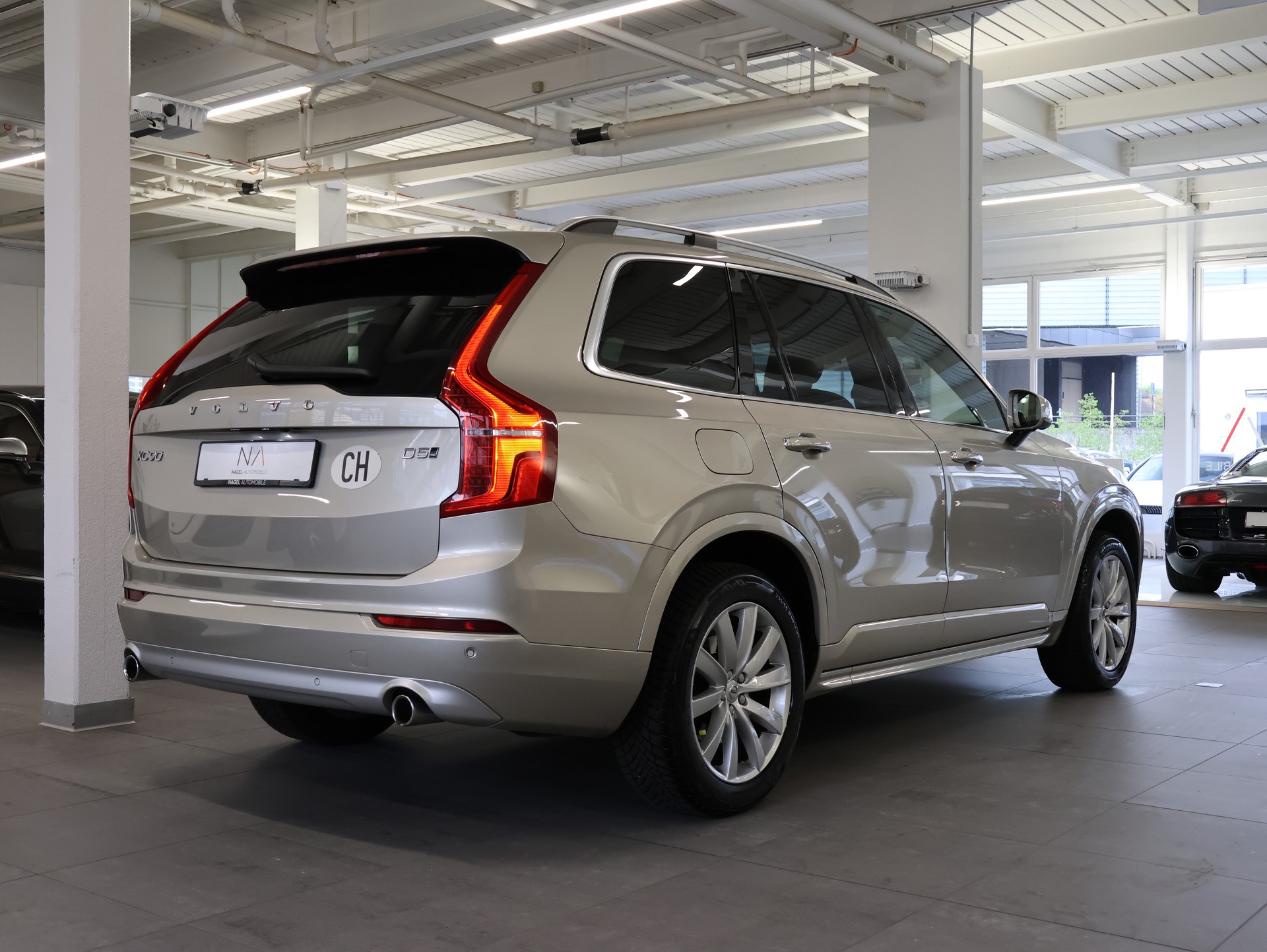 VOLVO XC90 D5 AWD Inscription Geartronic *7 Plätzer* *Head Up Display* *Panoramadach*-image-5