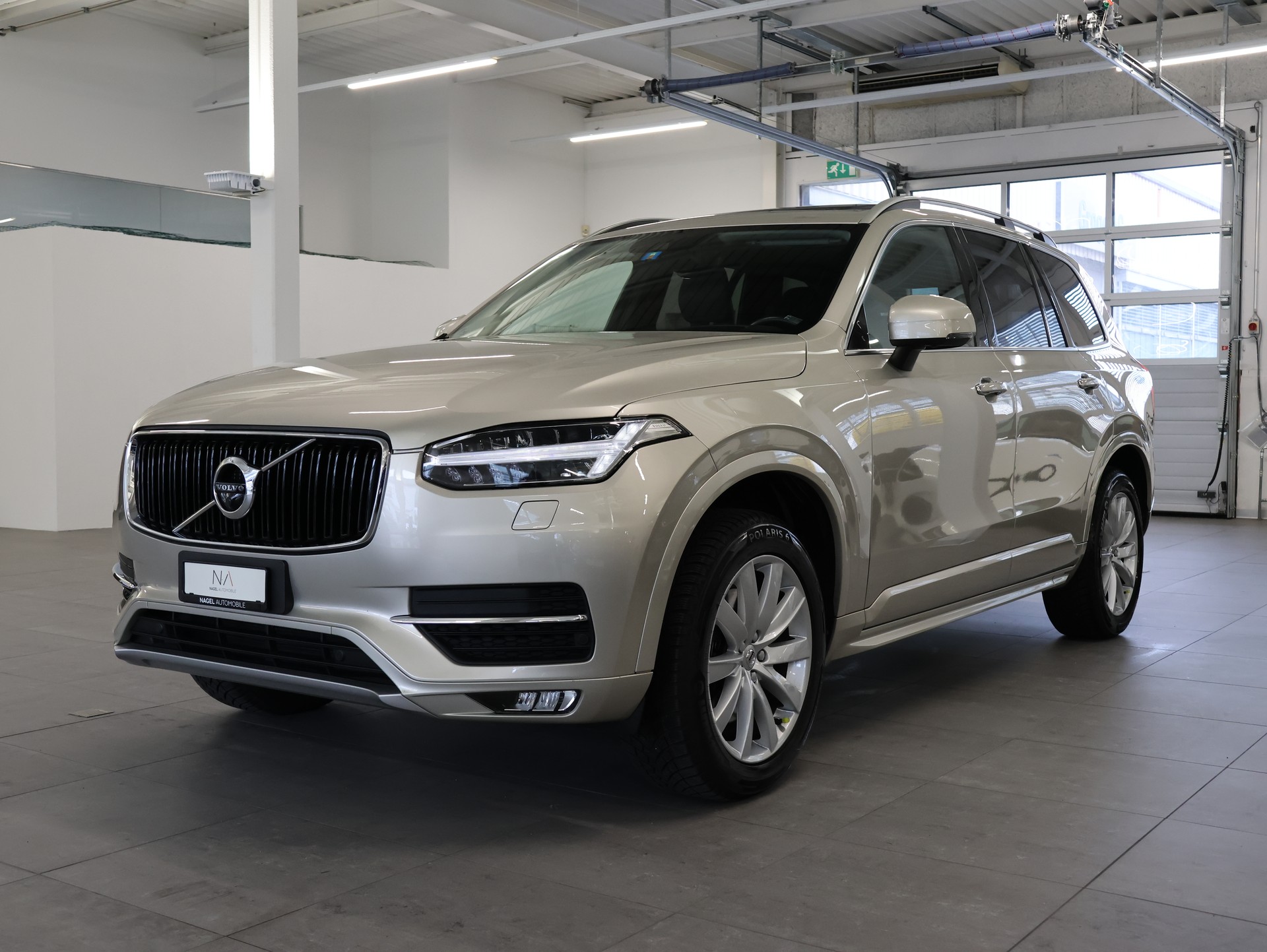 VOLVO XC90 D5 AWD Inscription Geartronic *7 Plätzer* *Head Up Display* *Panoramadach*-image-3
