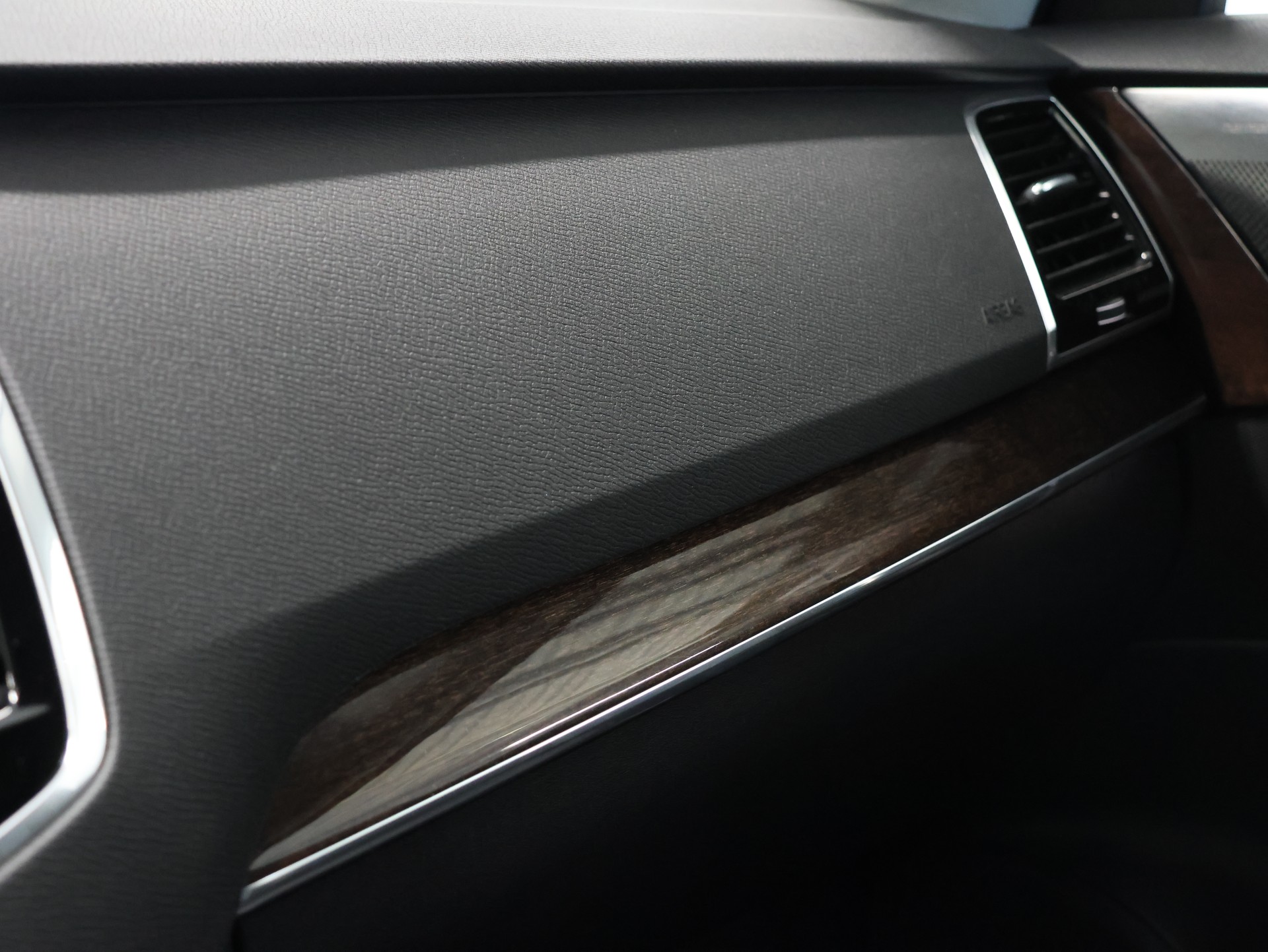 VOLVO XC90 D5 AWD Inscription Geartronic *7 Plätzer* *Head Up Display* *Panoramadach*-image-27