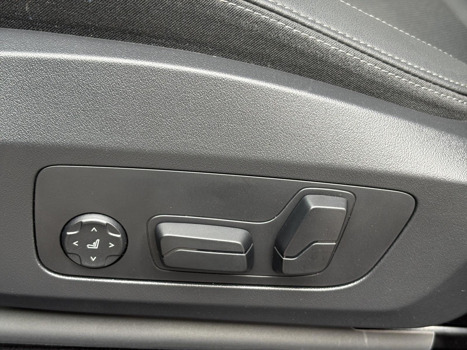 BMW 223d xDrive SDKG Active Tourer-image-19