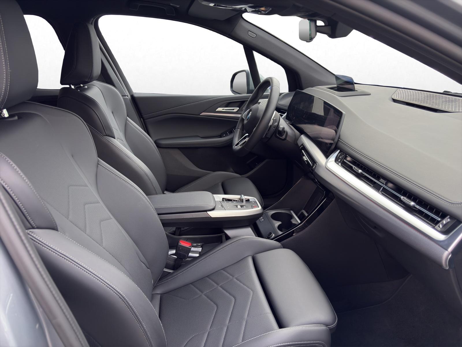 BMW 223d xDrive SDKG Active Tourer-image-15