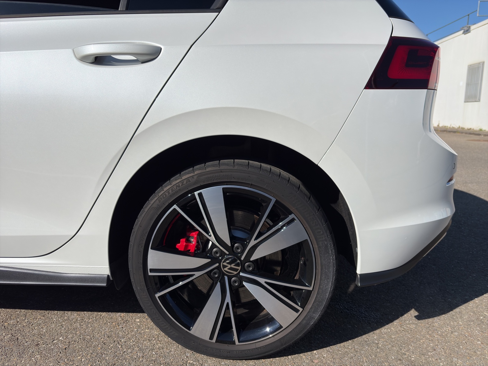 VW Golf VIII 1.4 TSI PHEV GTE DSG-image-14