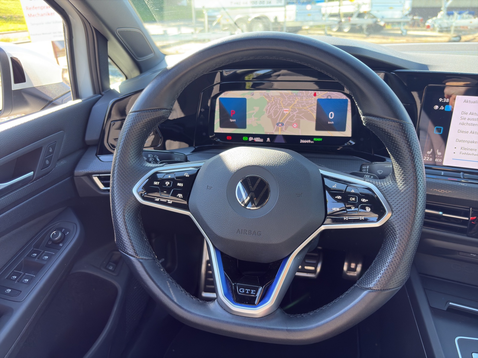 VW Golf VIII 1.4 TSI PHEV GTE DSG-image-11
