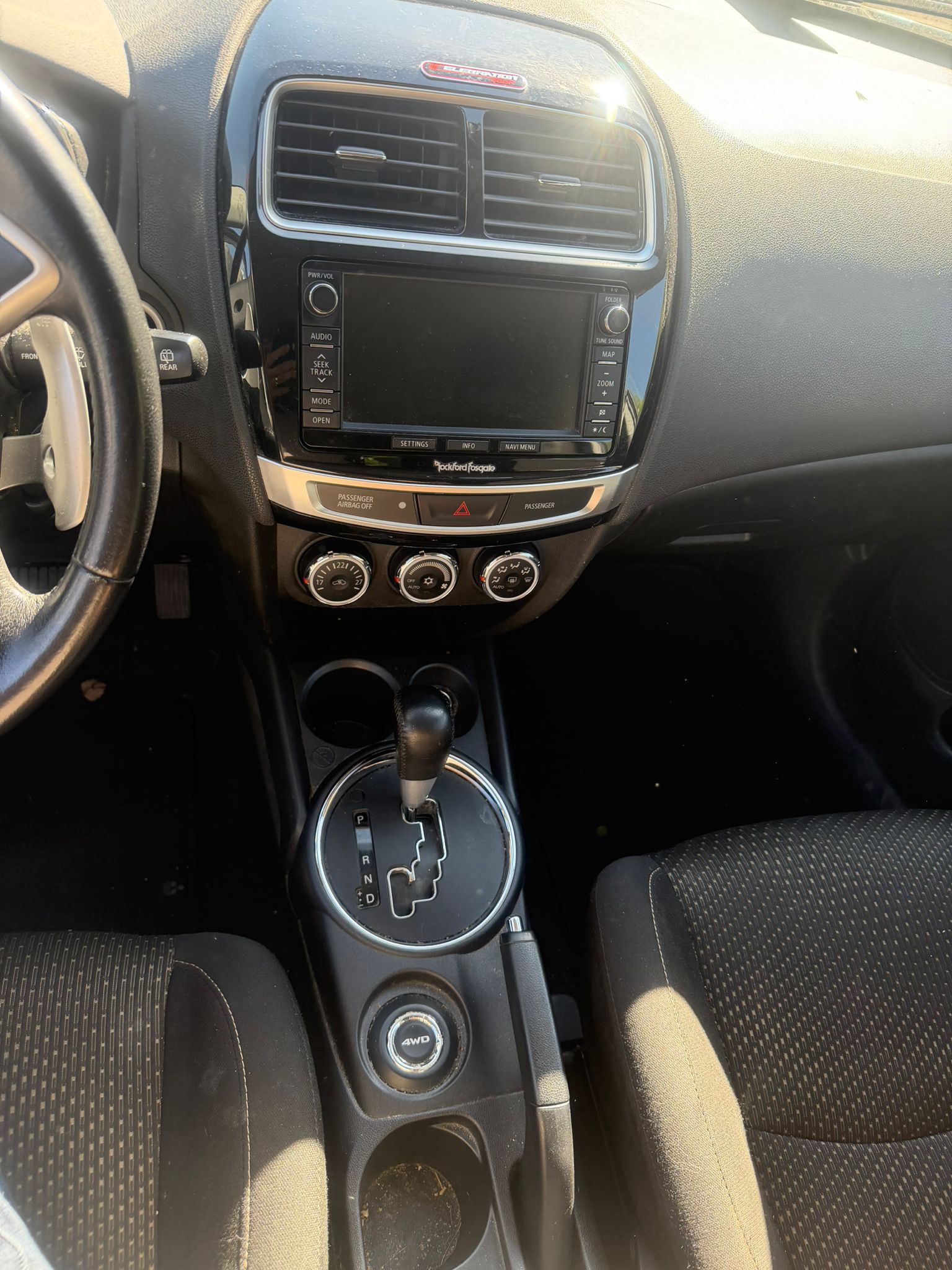 MITSUBISHI ASX 2.2 DID 4WD Automatic-image-10