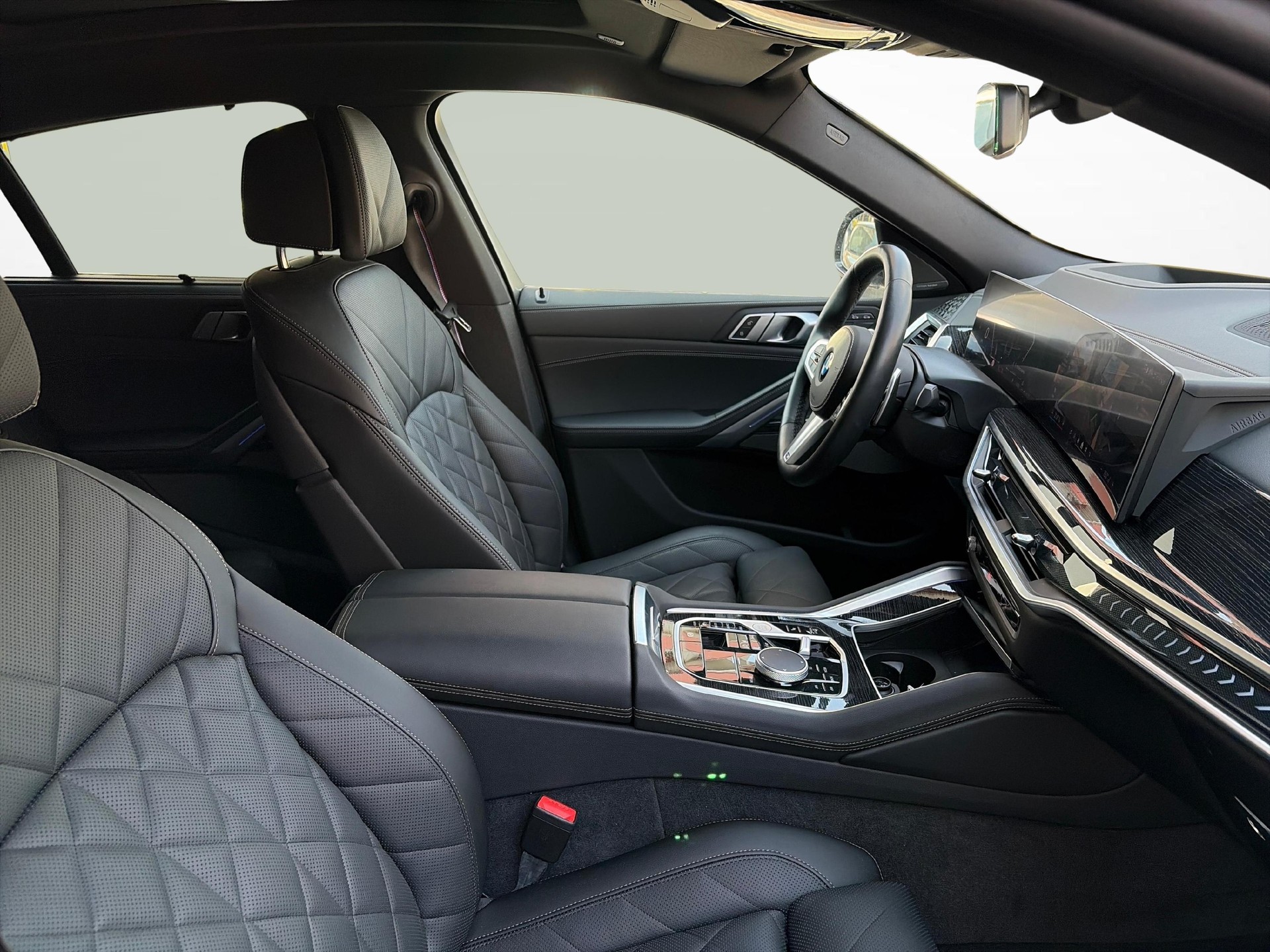 BMW X6 xDrive 40i-image-17