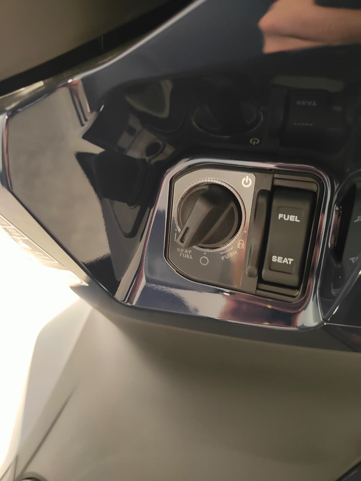 HONDA PCX 125 DX TFT. connectivity-image-9