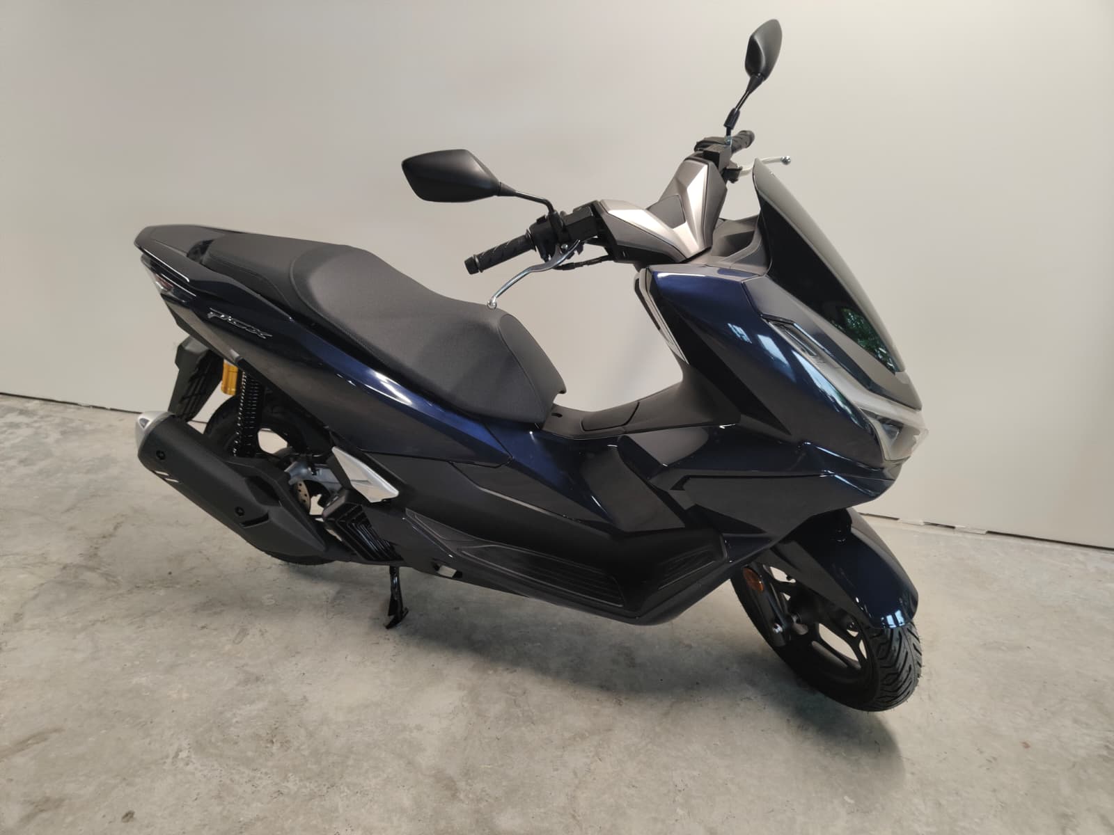 HONDA PCX 125 DX TFT. connectivity-image-5