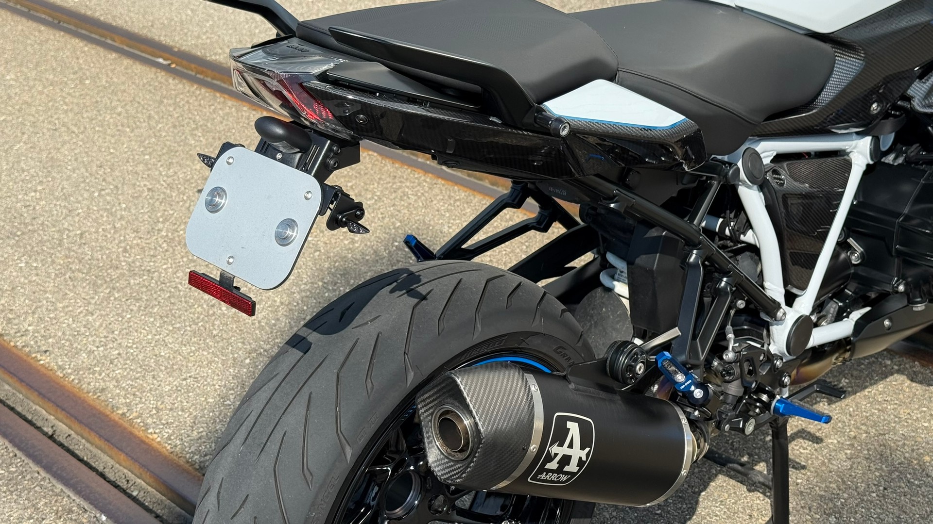 BMW R 1250 R ABS-image-12