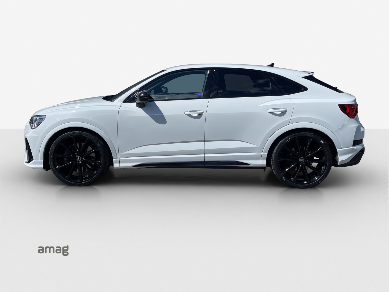 AUDI RS Q3 Sportback quattro S tronic-image-1