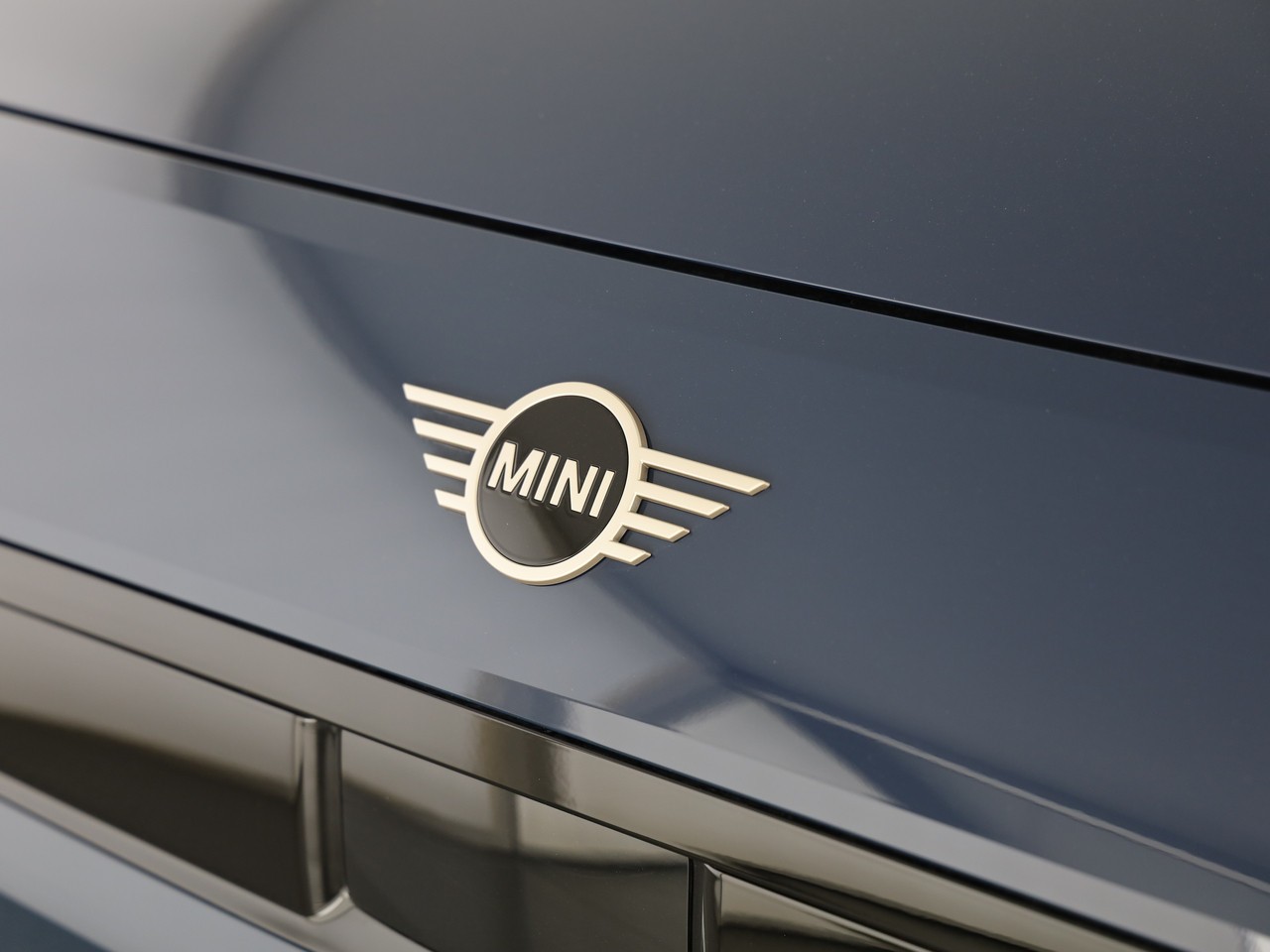 MINI Aceman E-image-19