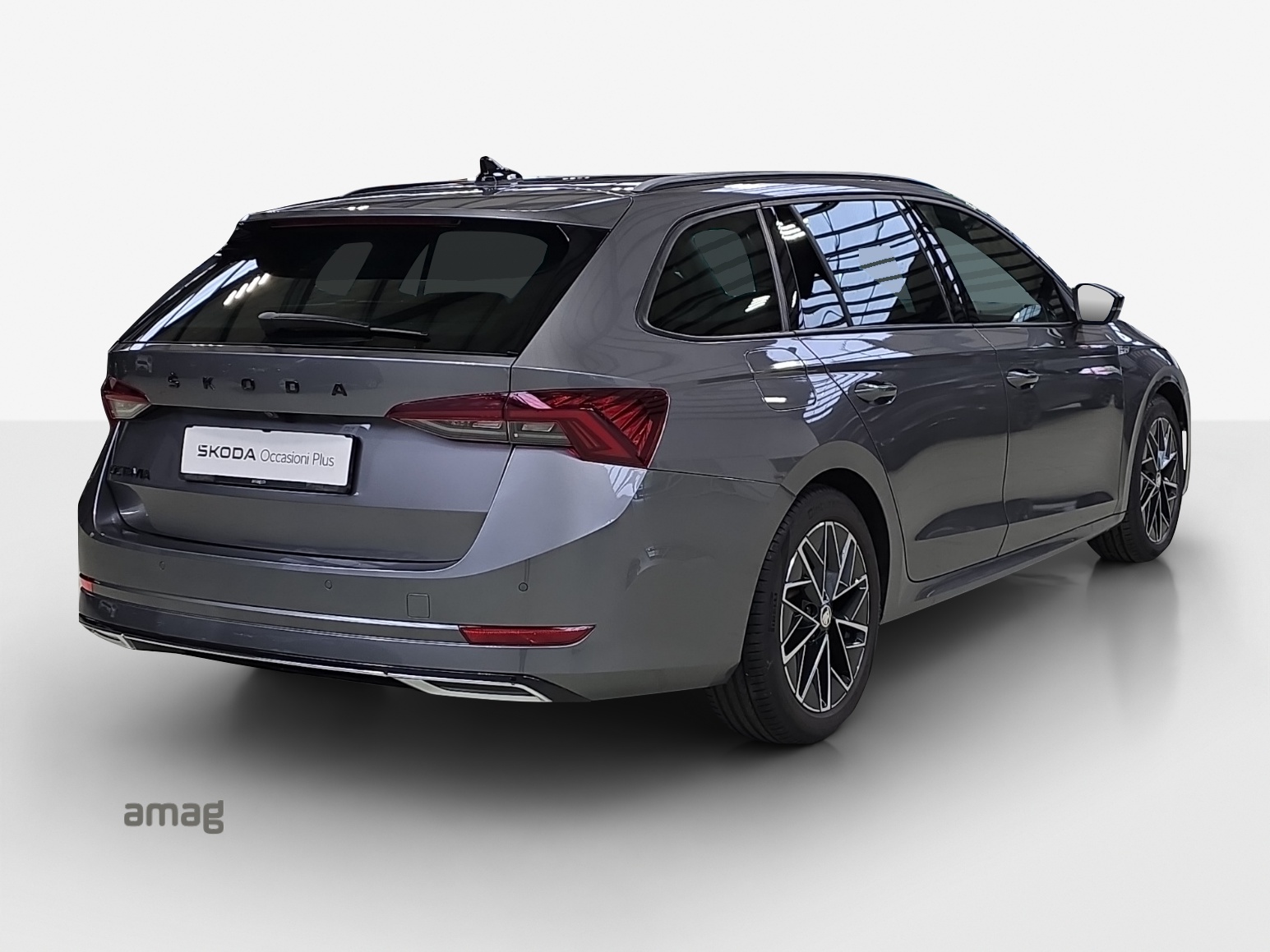 SKODA Octavia Combi 2.0 TSI SportLine DSG 4x4-image-4