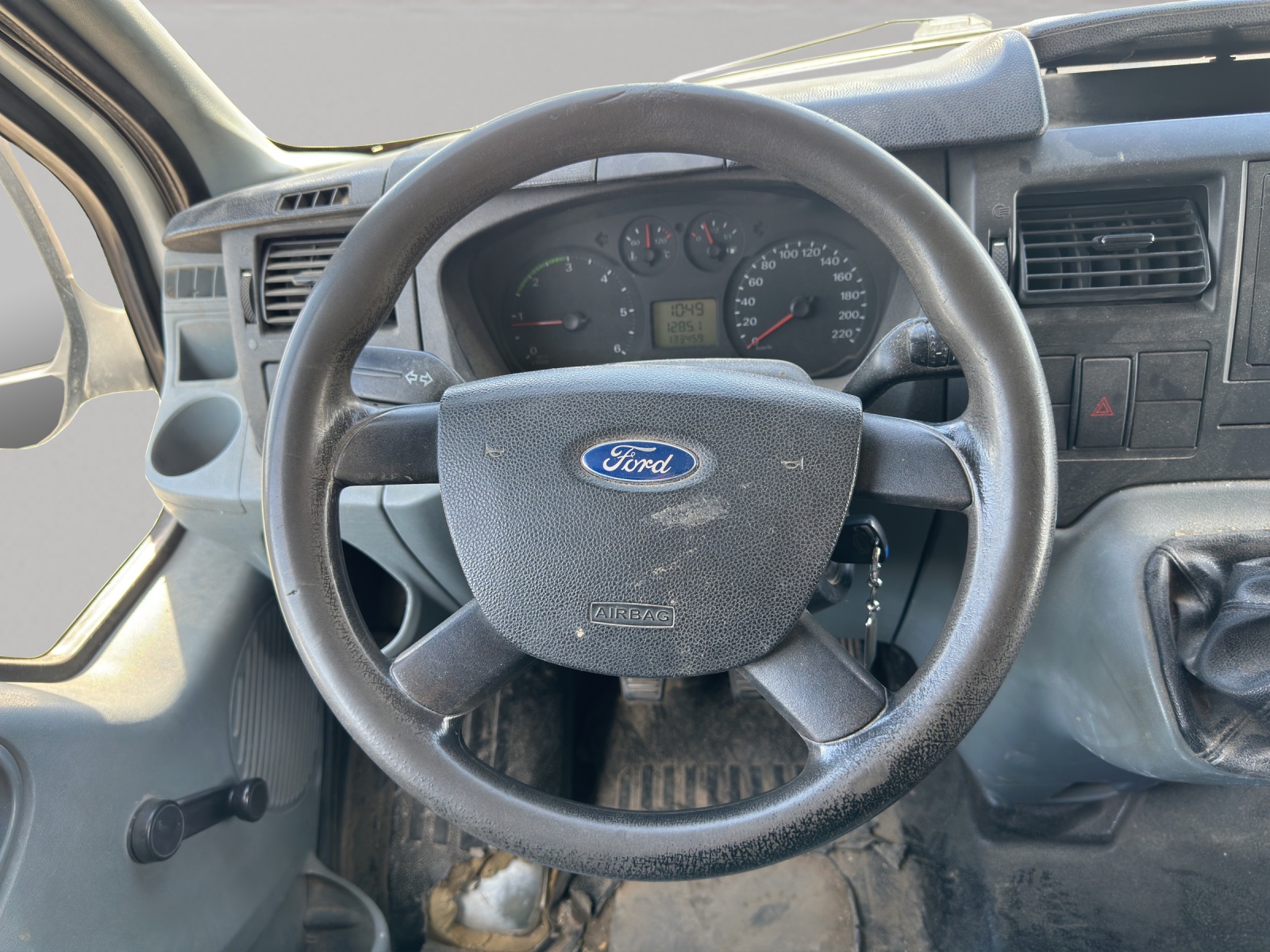 FORD Transit 2.2 TDCi 300 M-image-15