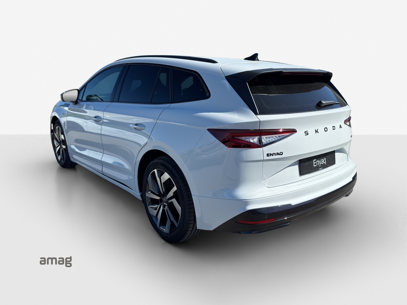 SKODA Enyaq Sportline-image-2